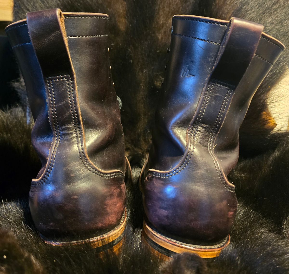 Photo by joshvarnum on March 4, 2026 of the BHHB Custom Model in Overdye Seidel Oxblood Double Shot & Horween Natural Chromexcel.