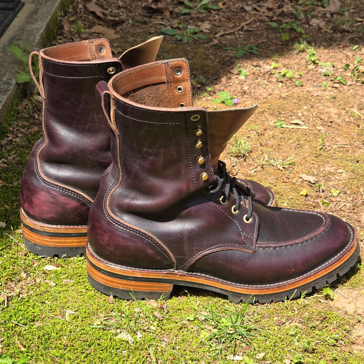 Photo by joshvarnum on April 1, 2026 of the BHHB Custom Model in Overdye Seidel Oxblood Double Shot & Horween Natural Chromexcel.