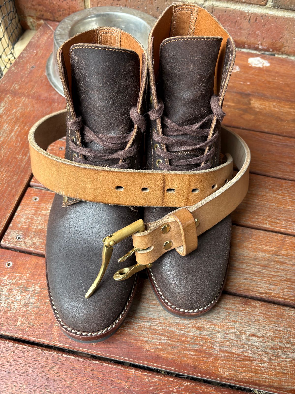 Photo by HarryF on December 6, 2025 of the Carmine Jack Leather Quick Release Shipyard Belt in J&FJ Baker Natural Oak Bark Tanned Harness.