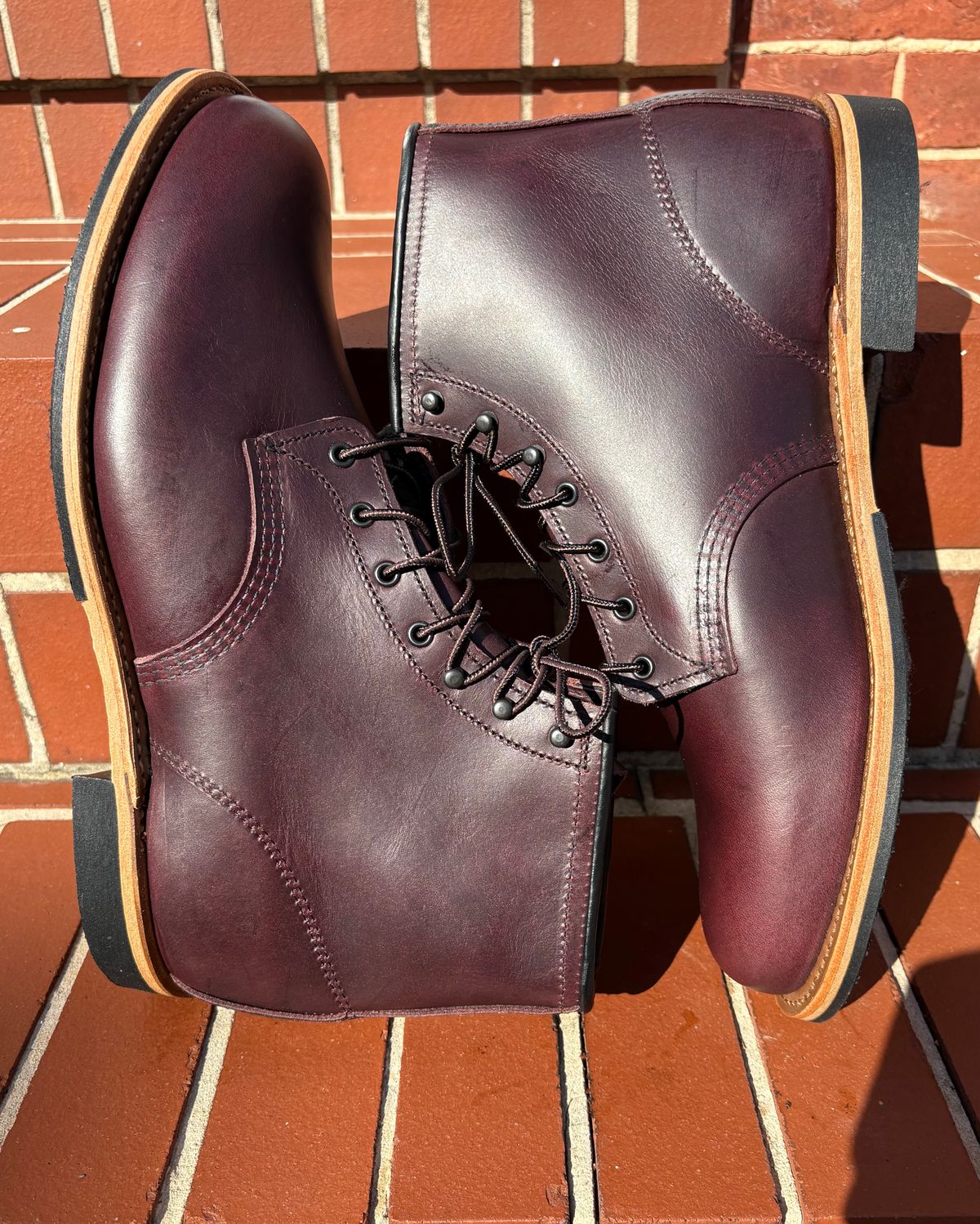 Photo by olorin on November 3, 2025 of the Red Wing Beckman in S.B. Foot Black Cherry Excalibur.