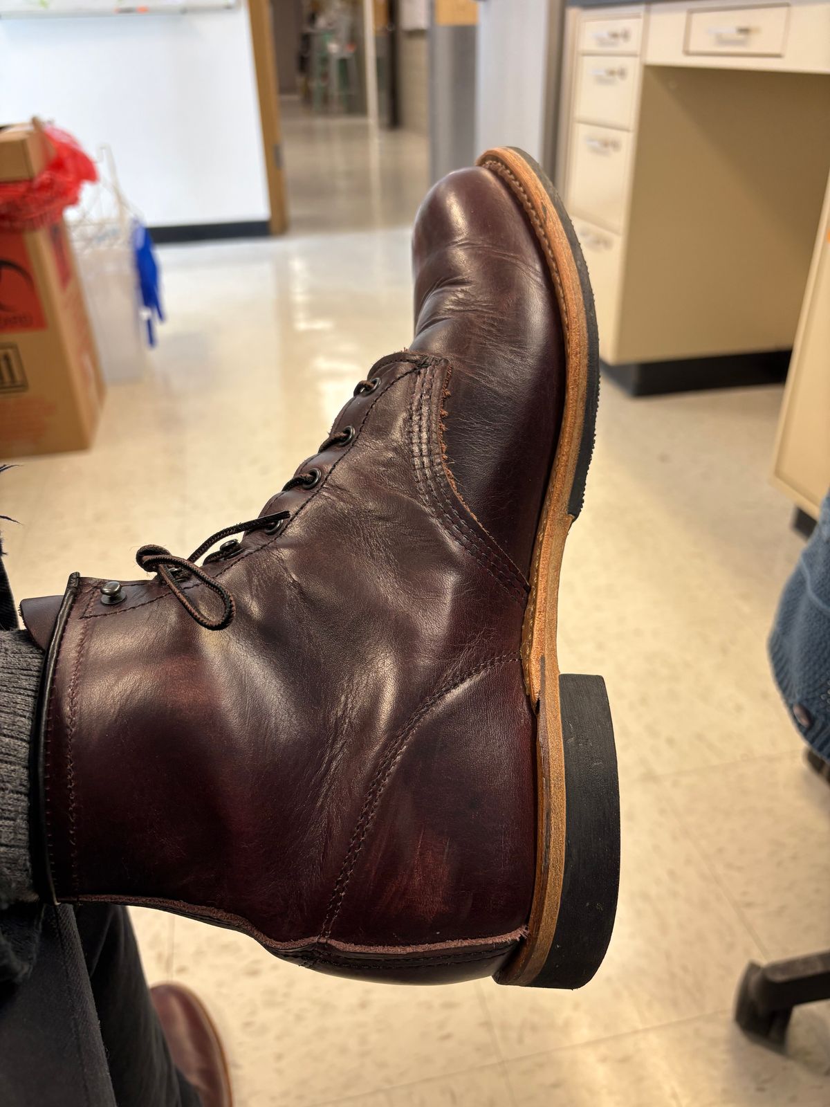 Photo by Shrimpy_grits on November 17, 2025 of the Red Wing Beckman in S.B. Foot Black Cherry Excalibur.
