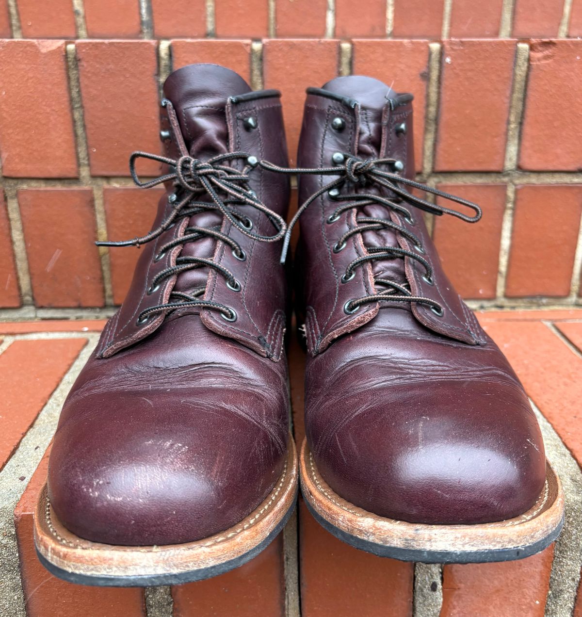 Photo by Shrimpy_grits on December 5, 2025 of the Red Wing Beckman in S.B. Foot Black Cherry Excalibur.