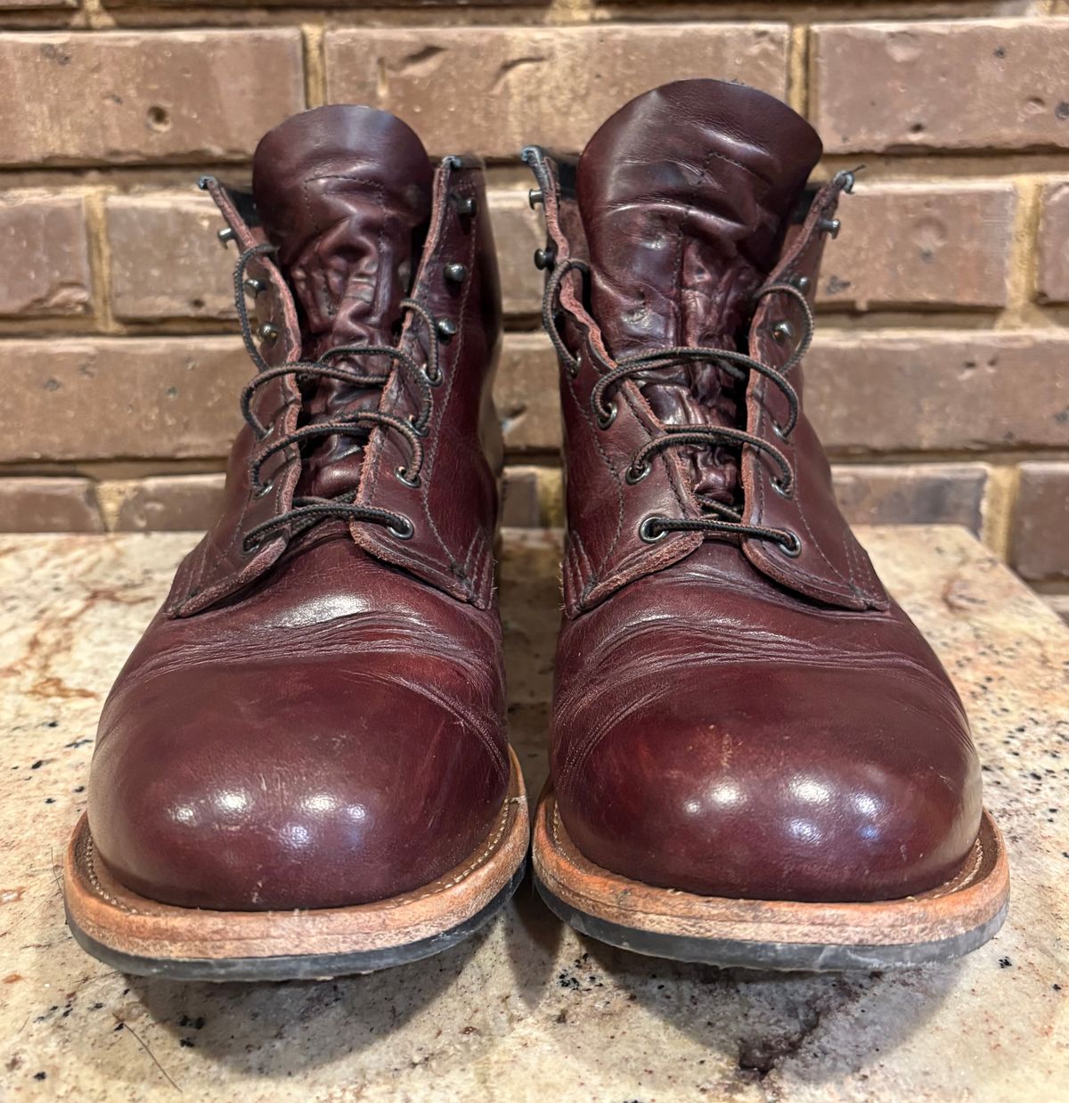 Photo by Shrimpy_grits on January 6, 2026 of the Red Wing Beckman in S.B. Foot Black Cherry Excalibur.