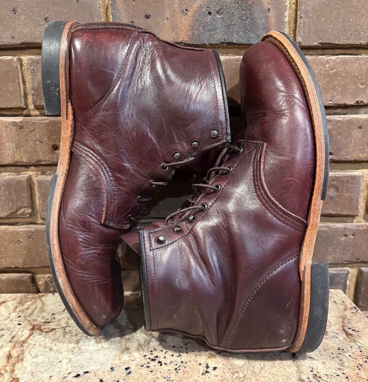 Photo by Shrimpy_grits on January 6, 2026 of the Red Wing Beckman in S.B. Foot Black Cherry Excalibur.