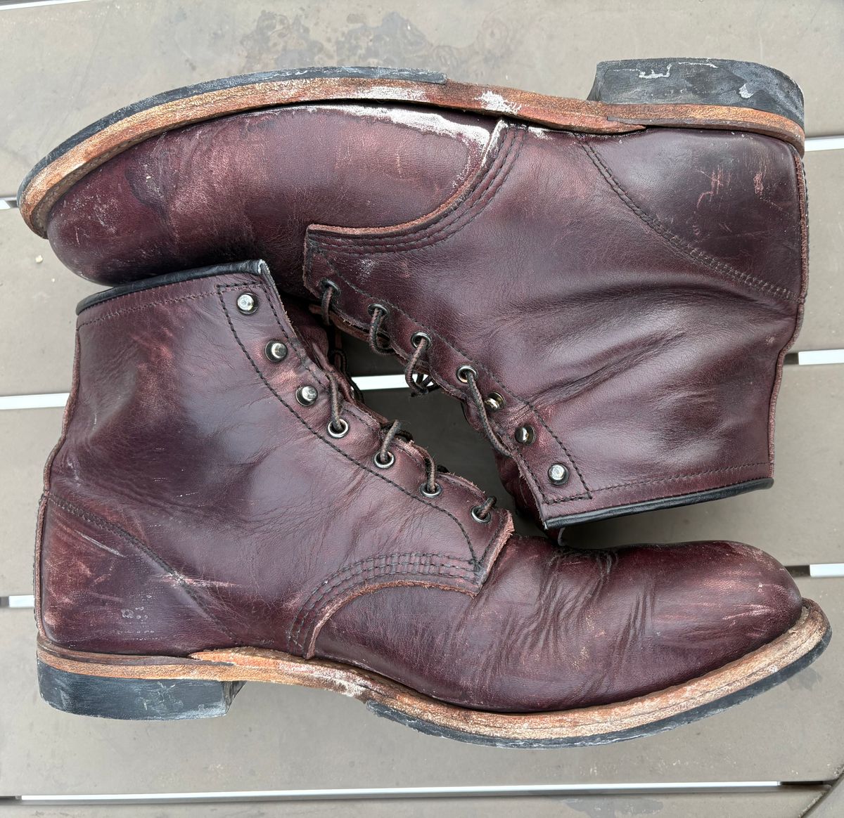 Photo by Shrimpy_grits on February 3, 2026 of the Red Wing Beckman in S.B. Foot Black Cherry Excalibur.