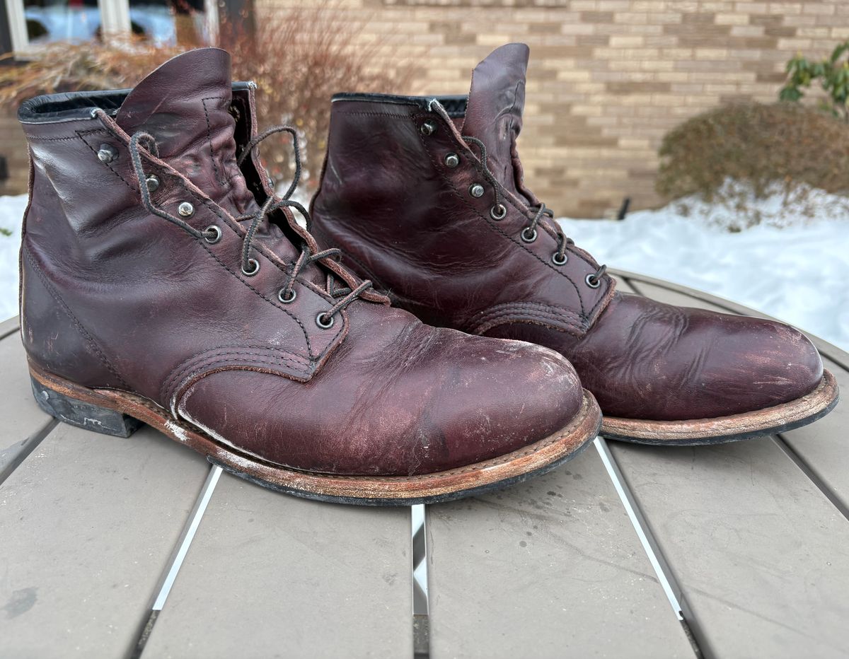 Photo by Shrimpy_grits on February 3, 2026 of the Red Wing Beckman in S.B. Foot Black Cherry Excalibur.