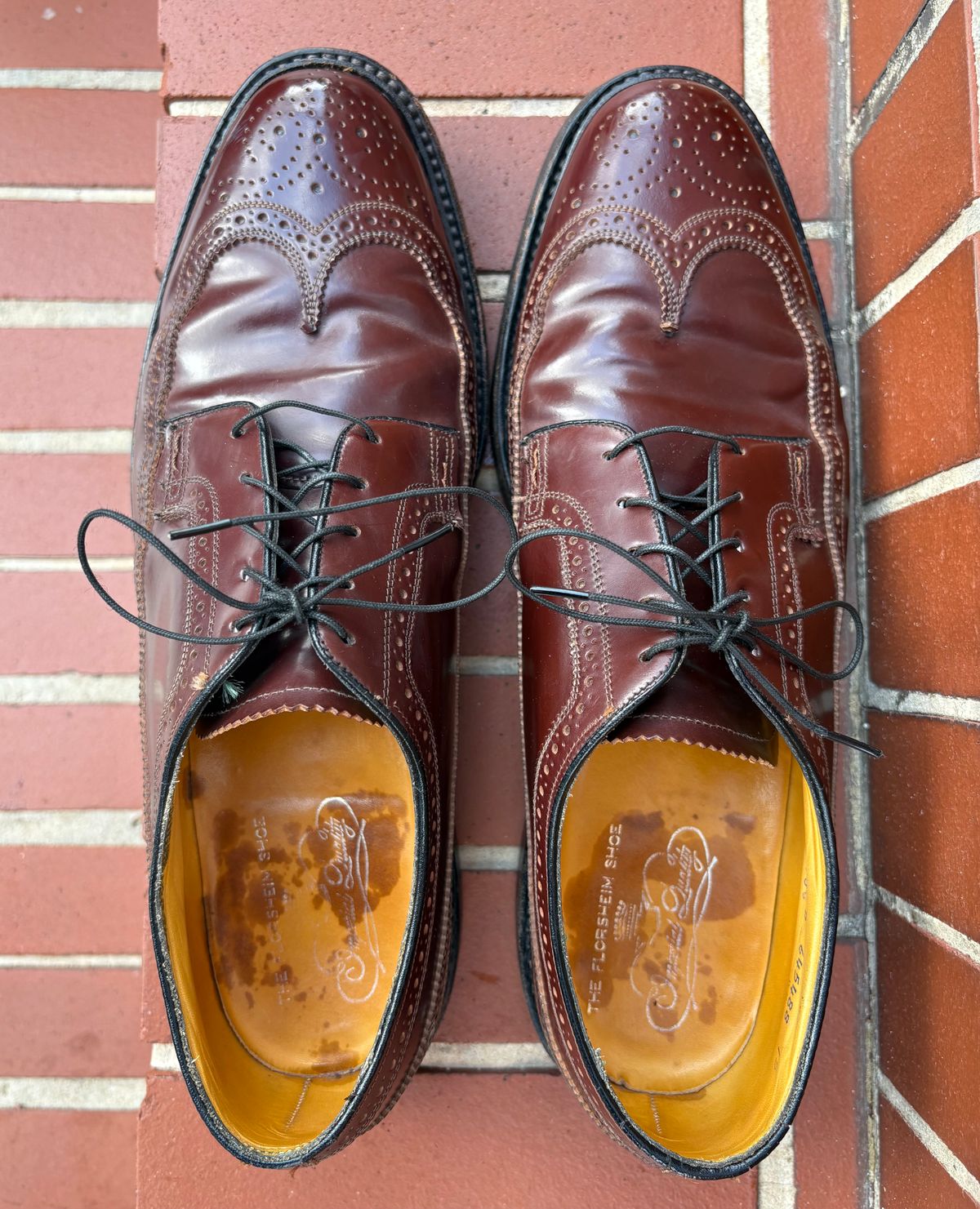 Photo by olorin on November 3, 2025 of the Florsheim Imperial Kenmoor 93605 in Horween Color 4 Shell Cordovan.