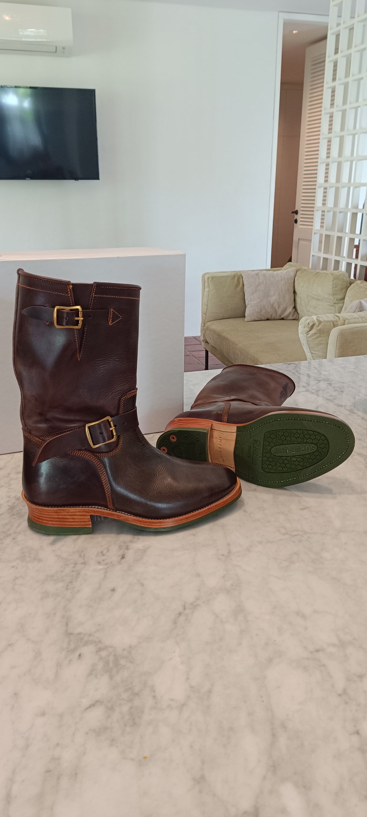 Photo by jimbobali on September 8, 2025 of the Imperium Footwear Beast Engineer Boots in Indonesian Dark Brown Pull Up.