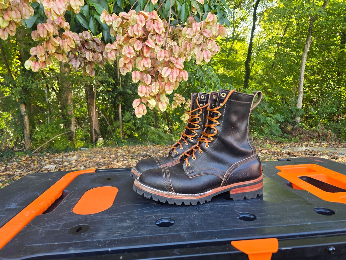 Photo by MisguidedClown69 on October 2, 2025 of the Nicks x Rose Anvil ND1 in Horween Brown Waxed Flesh.