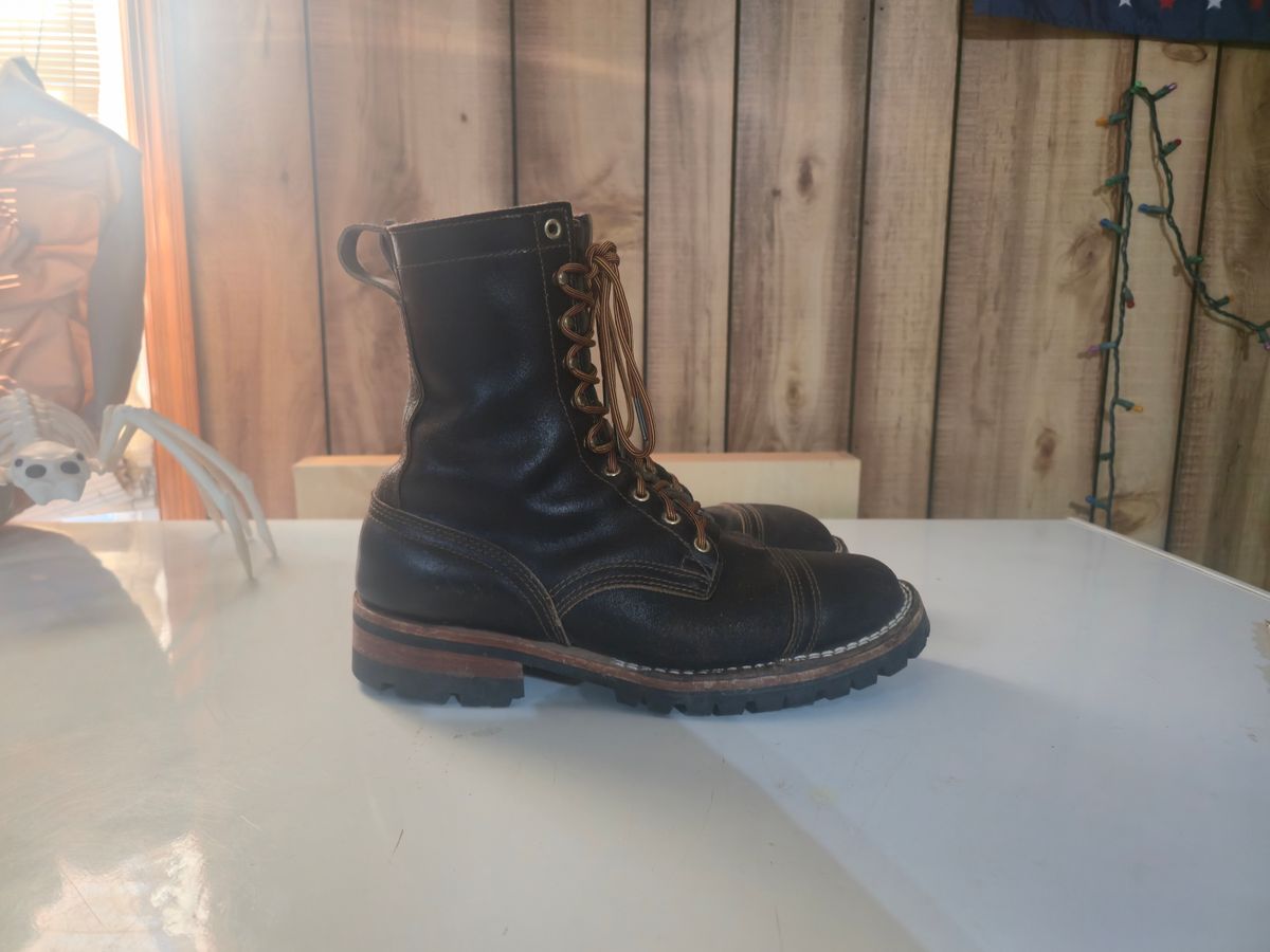 Photo by MisguidedClown69 on November 5, 2025 of the Nicks x Rose Anvil ND1 in Horween Brown Waxed Flesh.