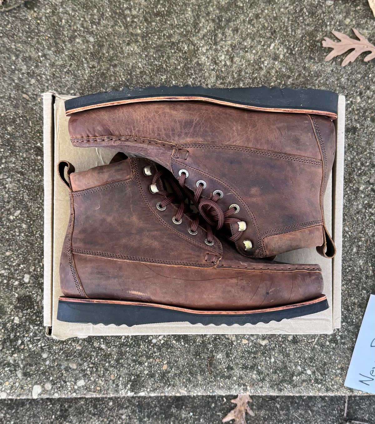 Photo by bnbun on October 4, 2025 of the Jim Green Meander - Moc-Toe in Bronco Full Grain.