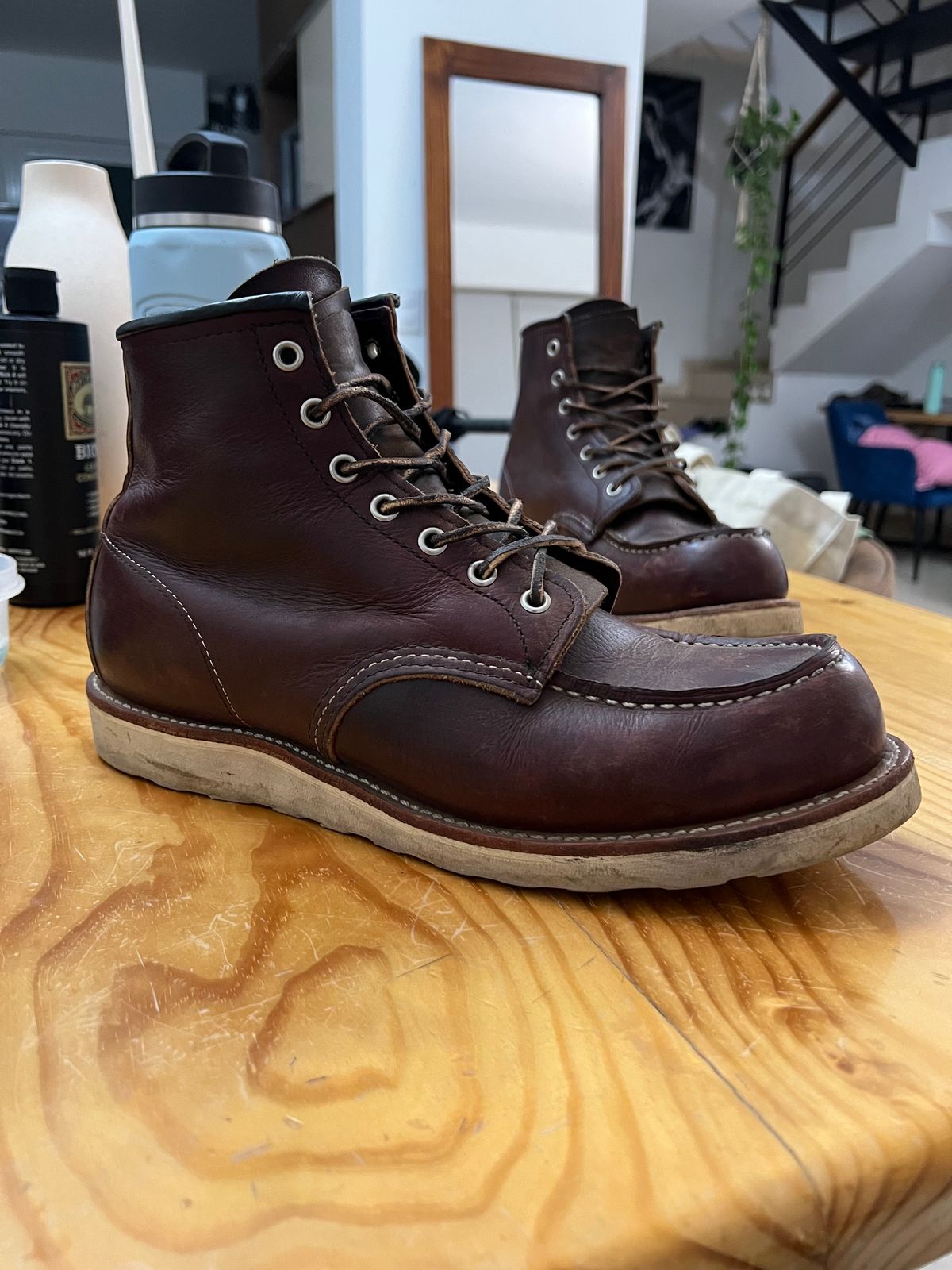 Photo by PVP on November 4, 2024 of the Red Wing 6-Inch Classic Moc in S.B. Foot Briar Oil Slick.
