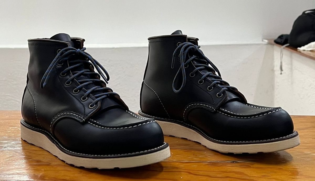 Photo by PVP on February 7, 2025 of the Red Wing 6-Inch Classic Moc in S.B. Foot Black Prairie.