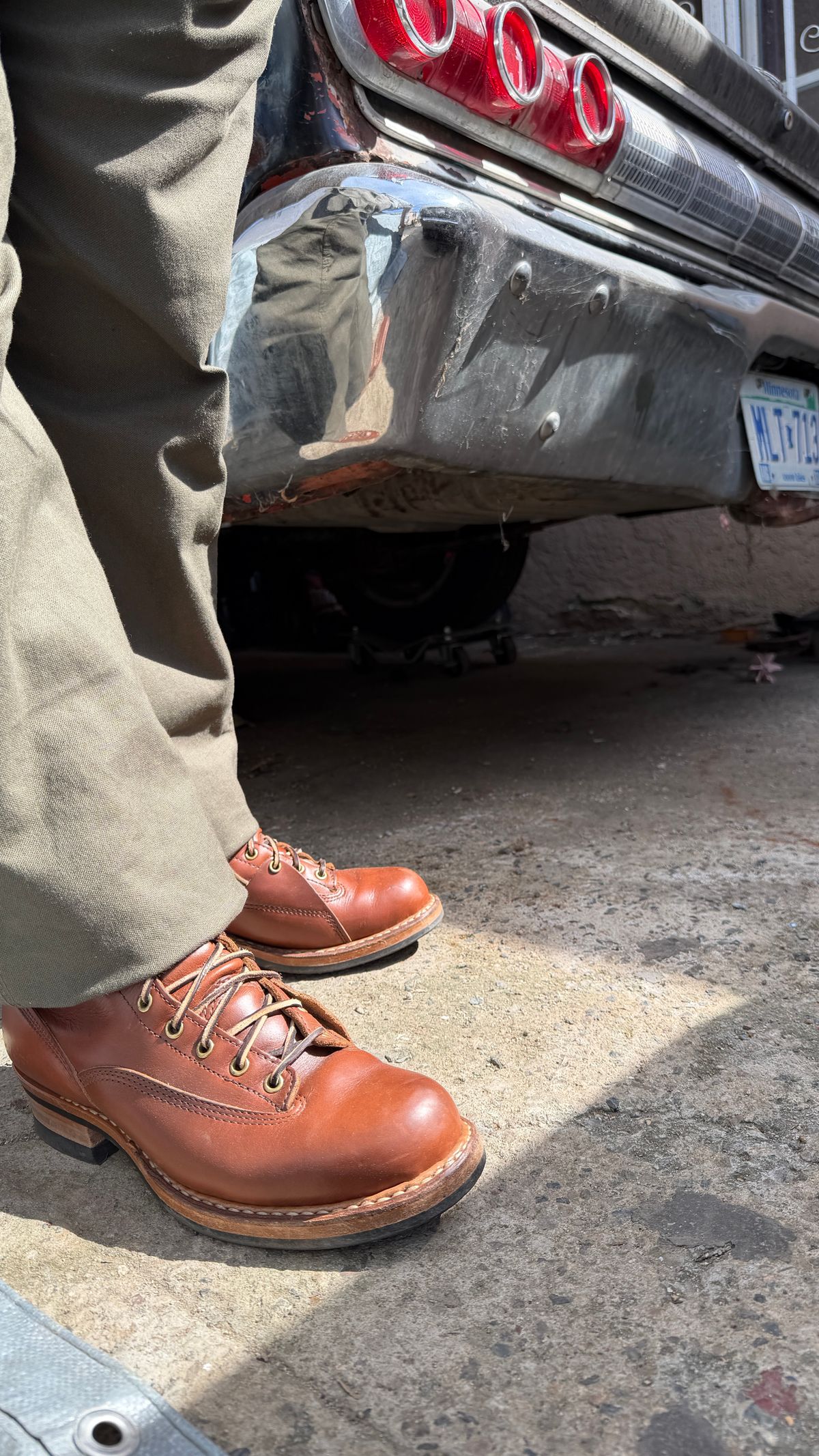 Photo by Ramo on March 21, 2026 of the White's x Division Road LTT Lineman 350 in Horween British Tan Chromexcel.