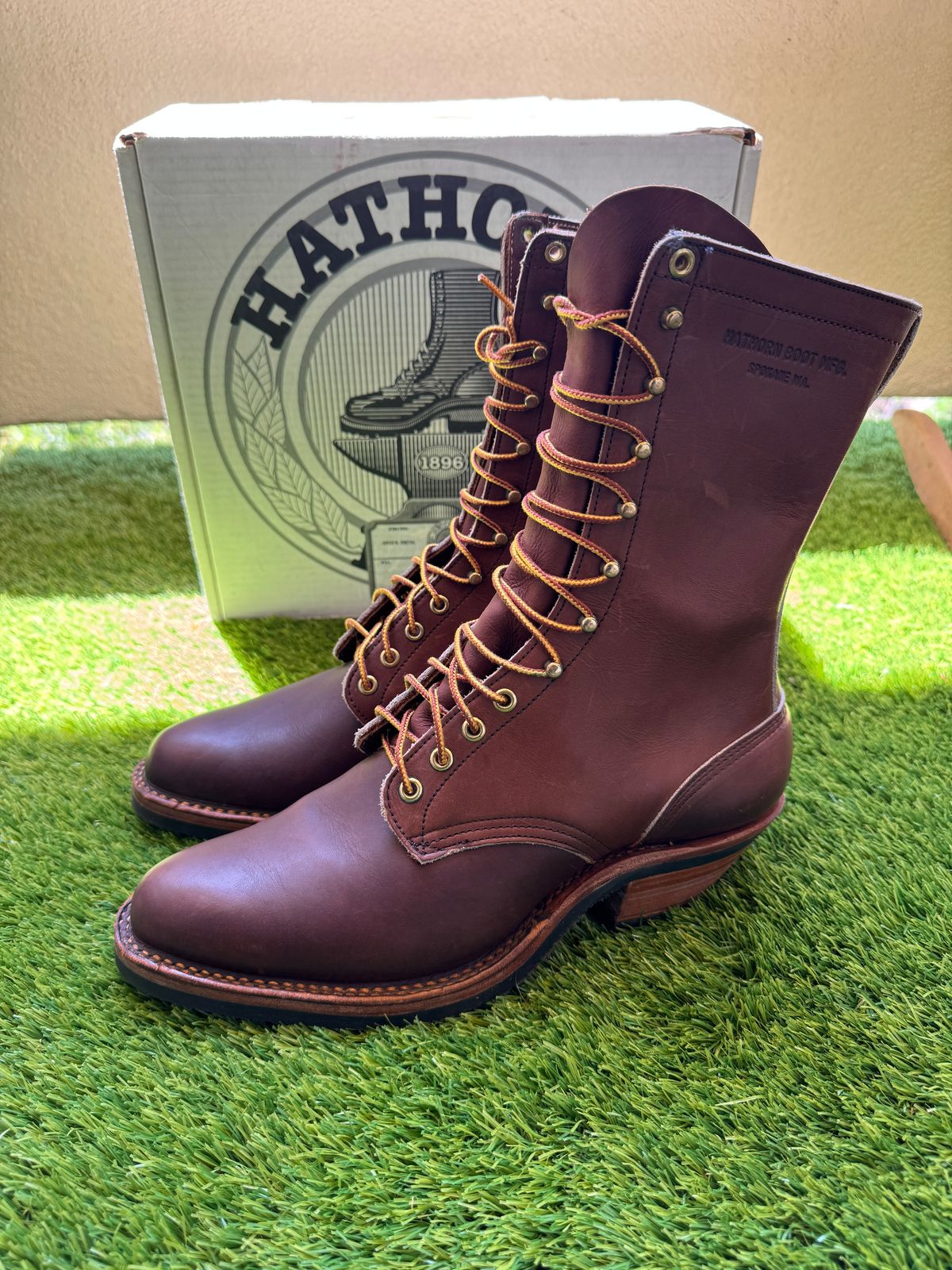 Photo by omar562 on July 29, 2025 of the White's Hathorn Packer in Horween Brown Chromexcel.