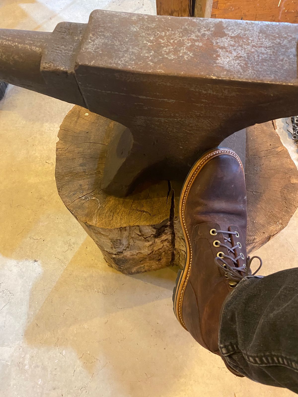 Photo by Dave on November 11, 2024 of the Grant Stone Diesel Boot in C.F. Stead Dark Burgundy Classic Kudu.