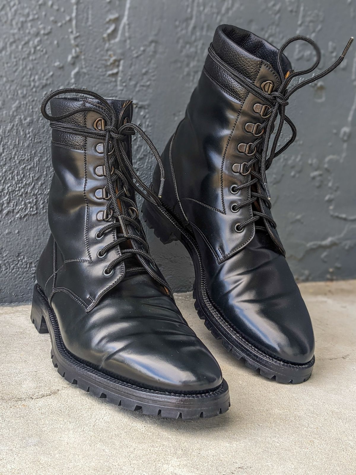 Photo by nikolanottesla on February 9, 2024 of the Enzo Bonafe Military Derby Boot in Horween Black Shell Cordovan.