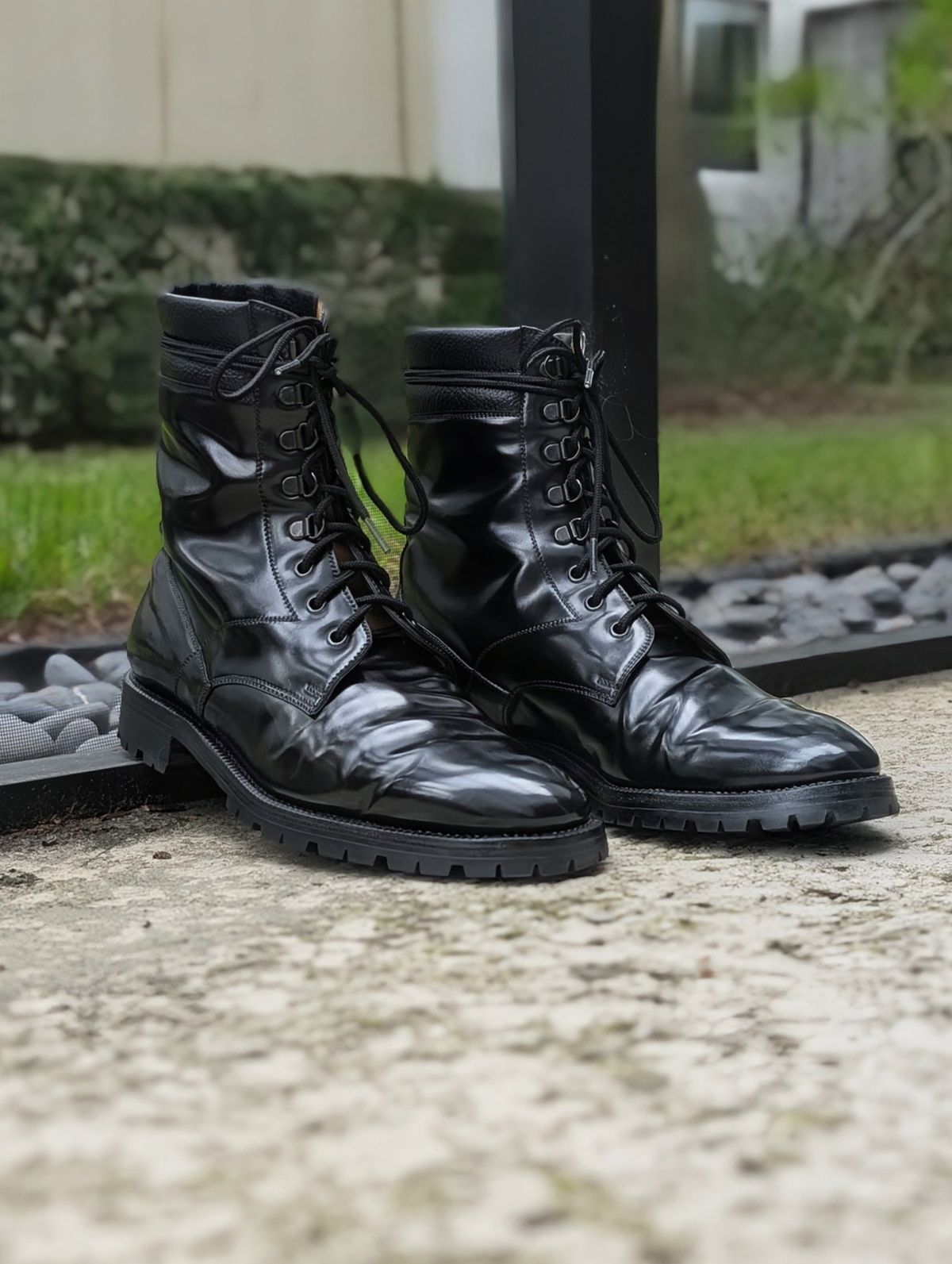 Photo by nikolanottesla on August 28, 2025 of the Enzo Bonafe Military Derby Boot in Horween Black Shell Cordovan.