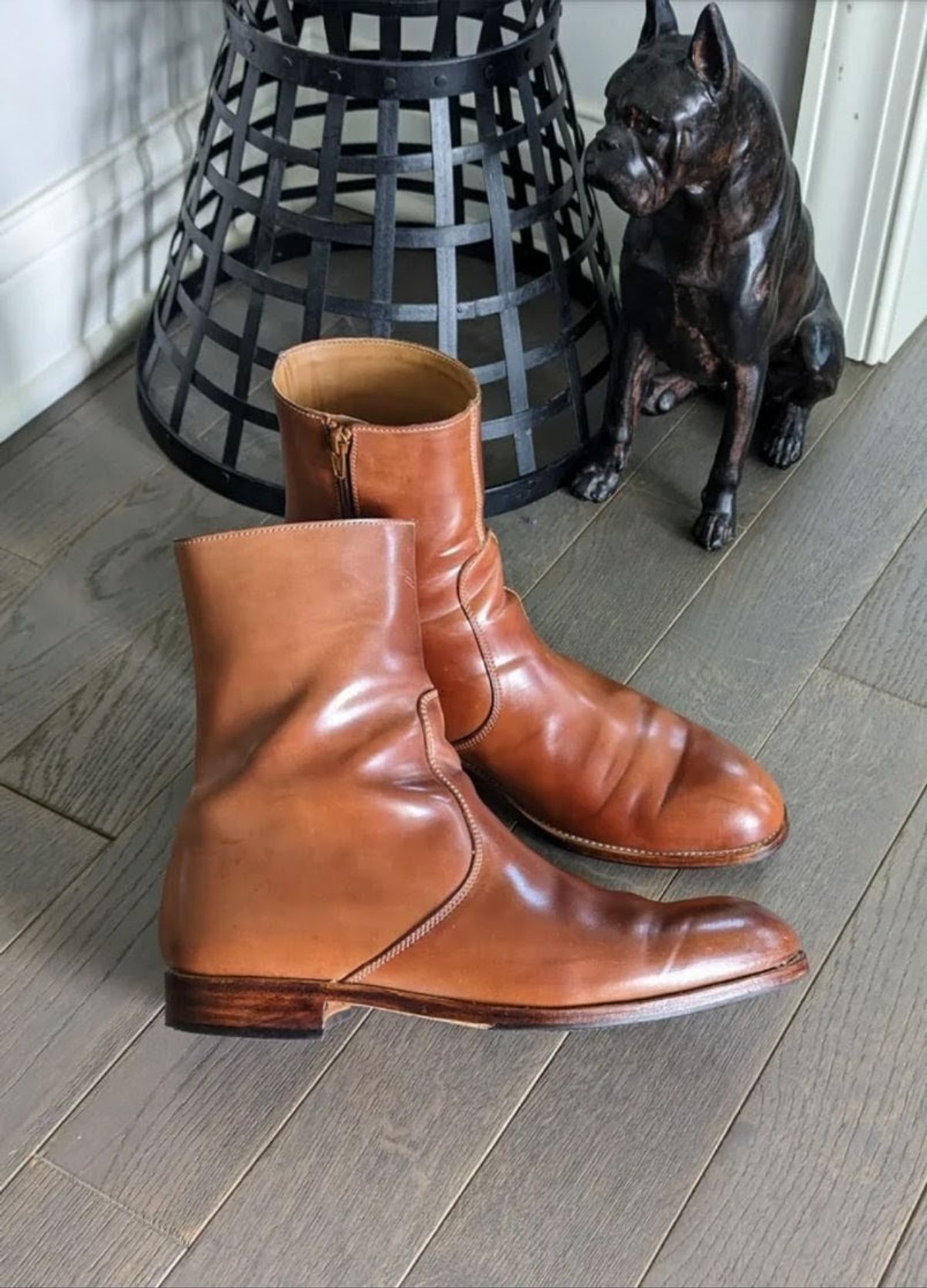 Photo by nikolanottesla on May 24, 2023 of the Carmina Zip Boots in Horween Bourbon Shell Cordovan.