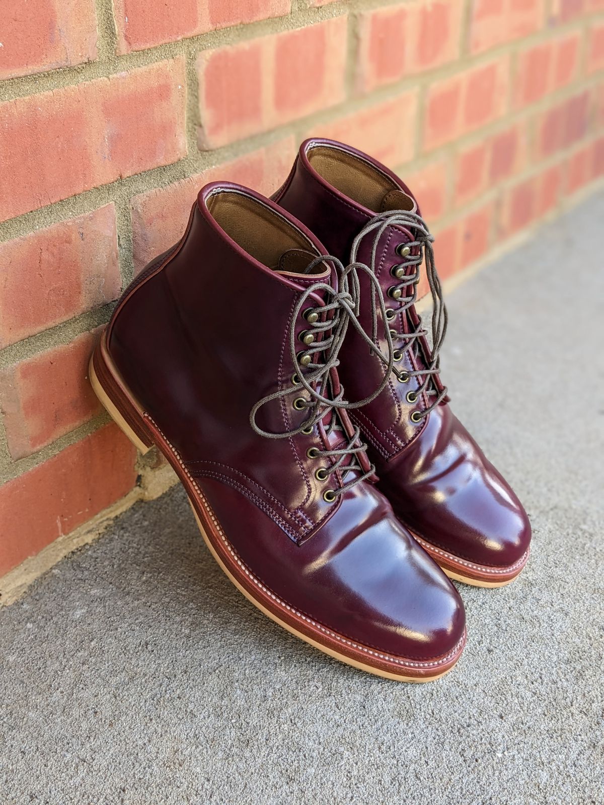 Photo by nikolanottesla on February 4, 2023 of the XBXS Derby Boots in Horween Ultraviolet Shell Cordovan.