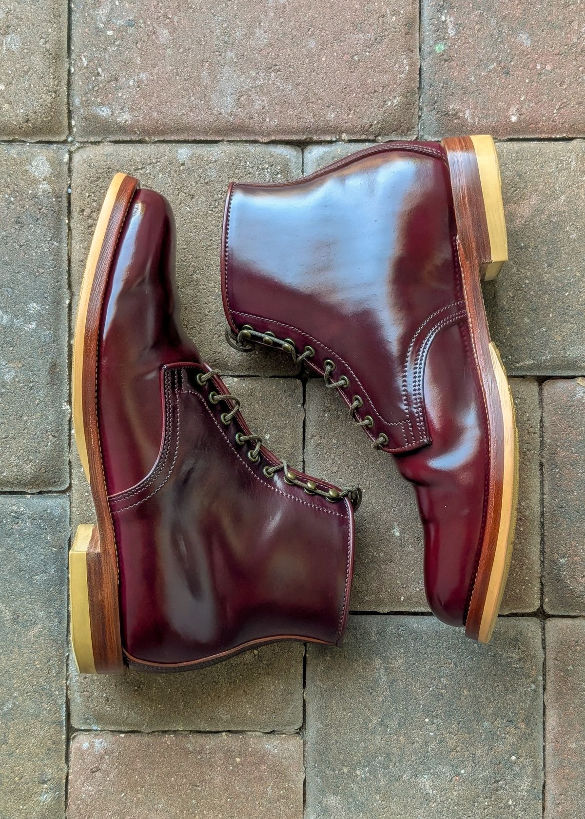 Photo by nikolanottesla on March 20, 2025 of the XBXS Derby Boots in Horween Ultraviolet Shell Cordovan.
