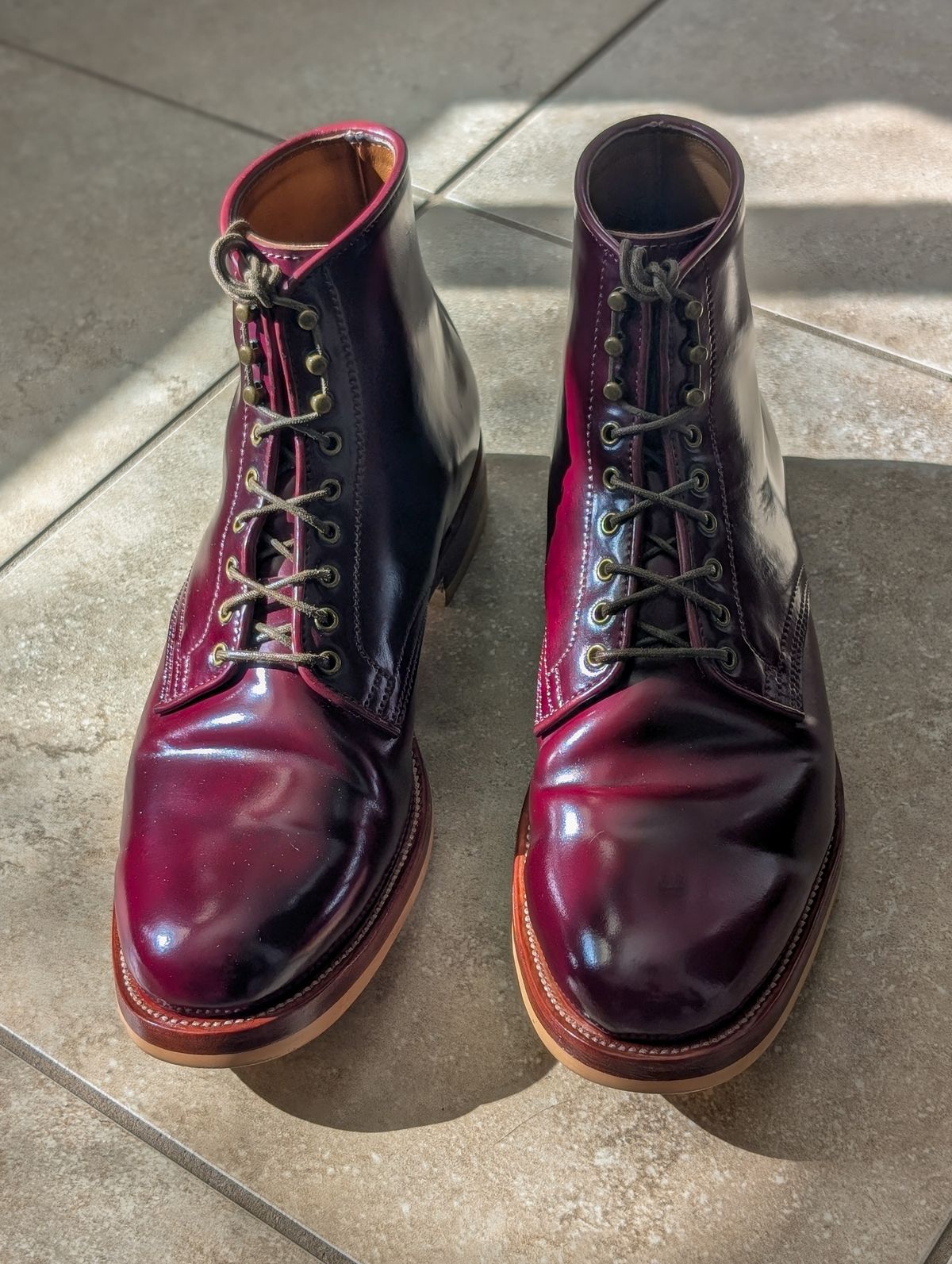 Photo by nikolanottesla on November 25, 2024 of the XBXS Derby Boots in Horween Ultraviolet Shell Cordovan.