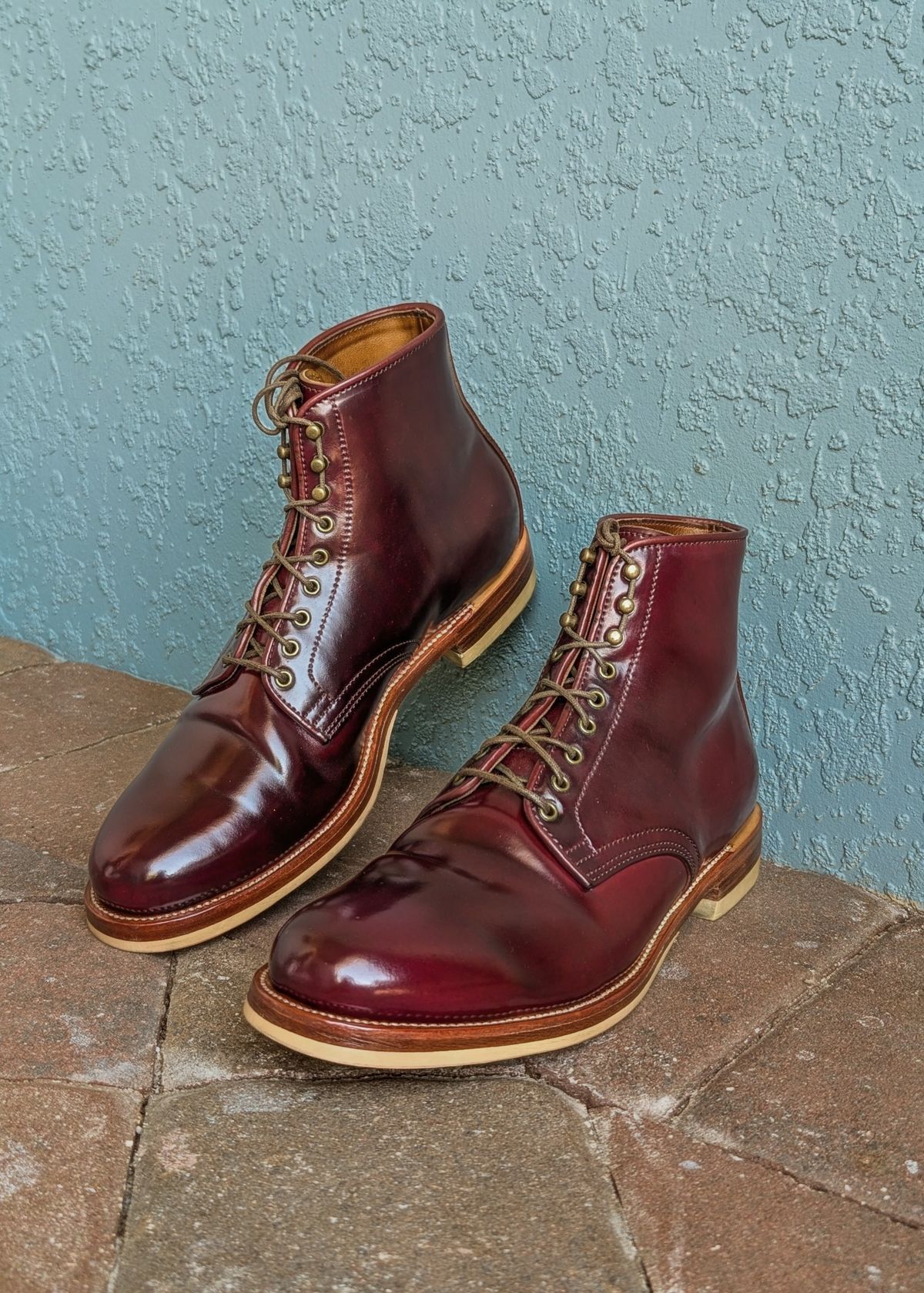 Photo by nikolanottesla on March 20, 2025 of the XBXS Derby Boots in Horween Ultraviolet Shell Cordovan.