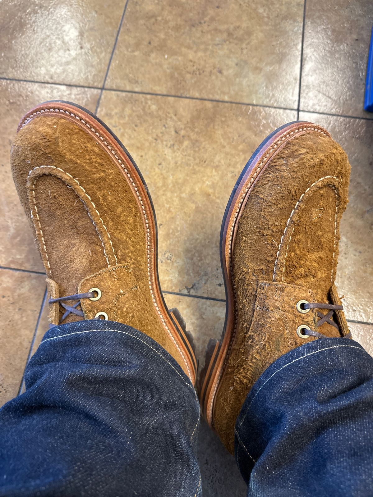 Photo by Hammer on February 2, 2024 of the Grant Stone Brass Boot in C.F. Stead Bronze Rough Mohawk.