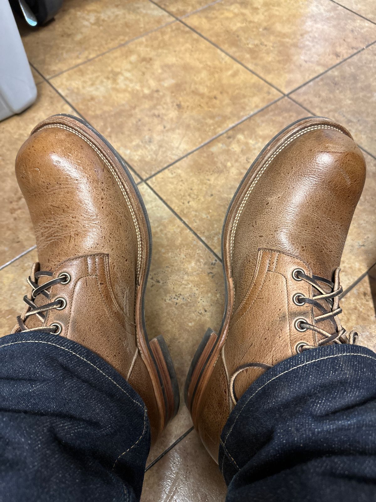 Photo by Hammer on February 7, 2024 of the Viberg in C.F. Stead Camel Hair Waxed Kudu.