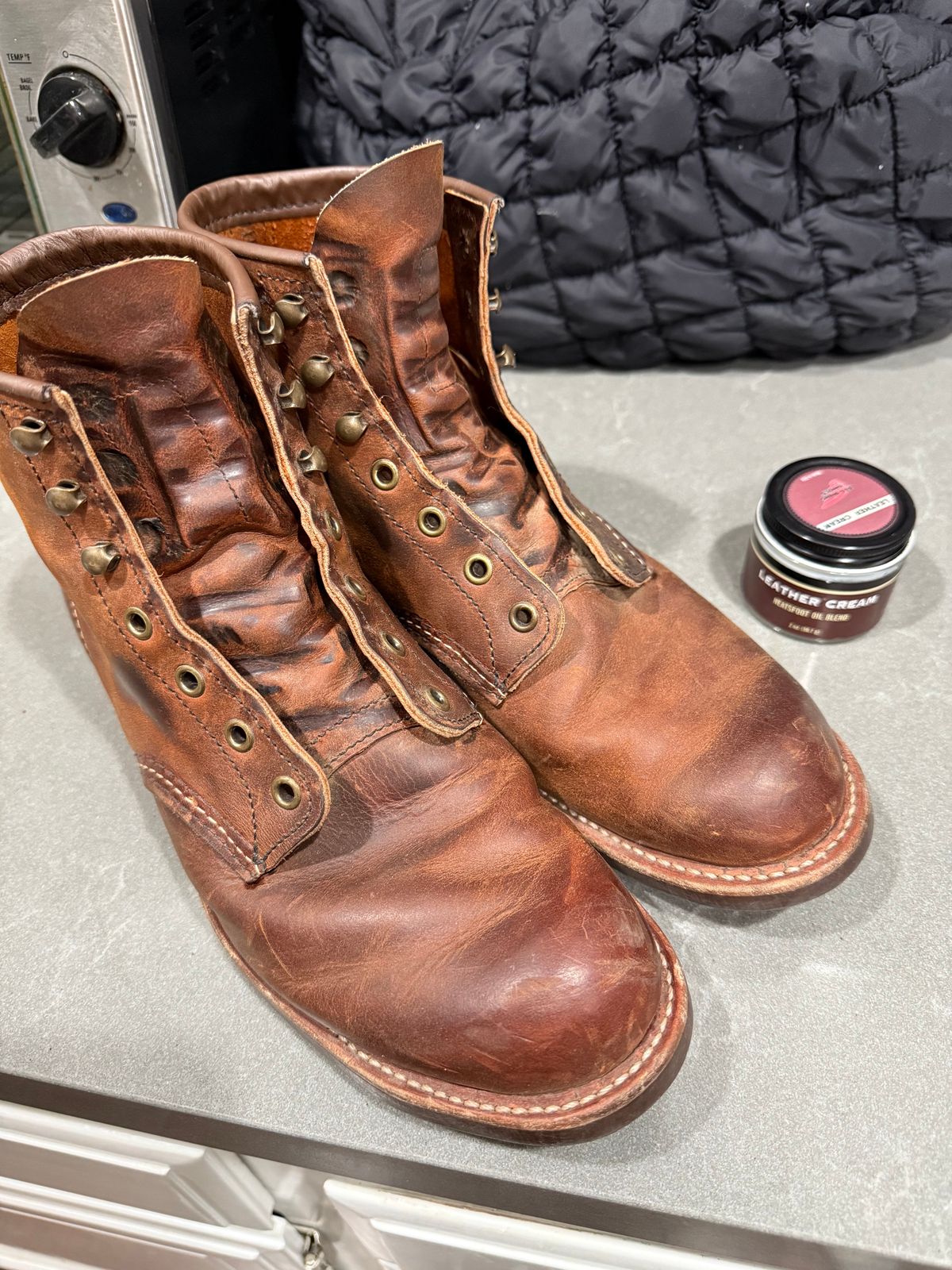 Photo by rb_sampson on November 30, 2024 of the Red Wing Blacksmith in S.B. Foot Copper Rough and Tough.