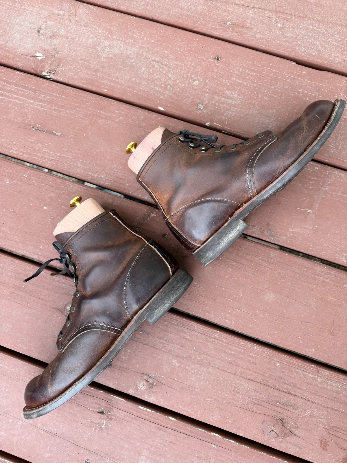 Photo by rb_sampson on February 16, 2025 of the Red Wing Blacksmith in S.B. Foot Copper Rough and Tough.