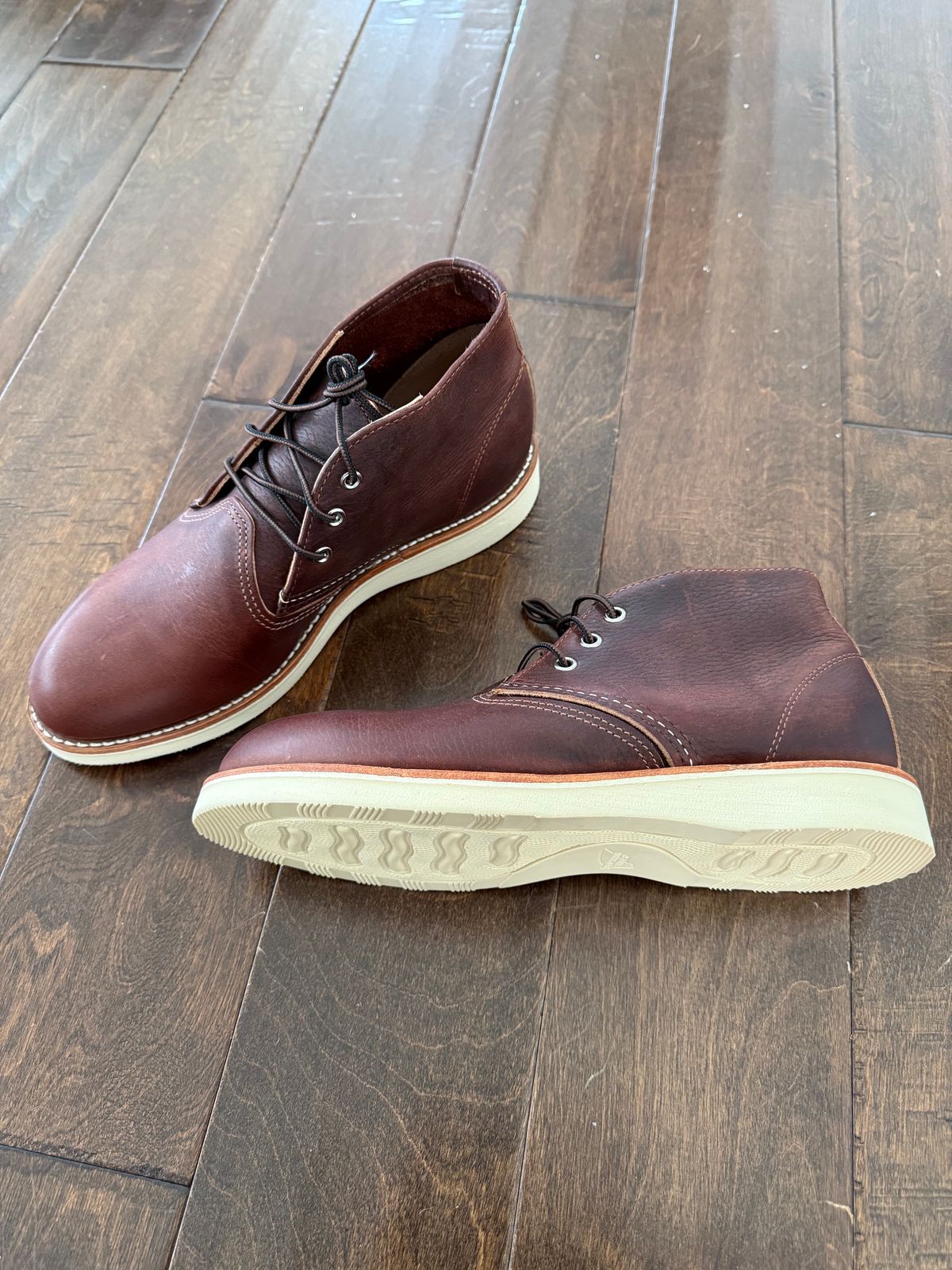 Photo by rb_sampson on April 27, 2025 of the Red Wing Work Chukka in S.B. Foot Briar Oil Slick.