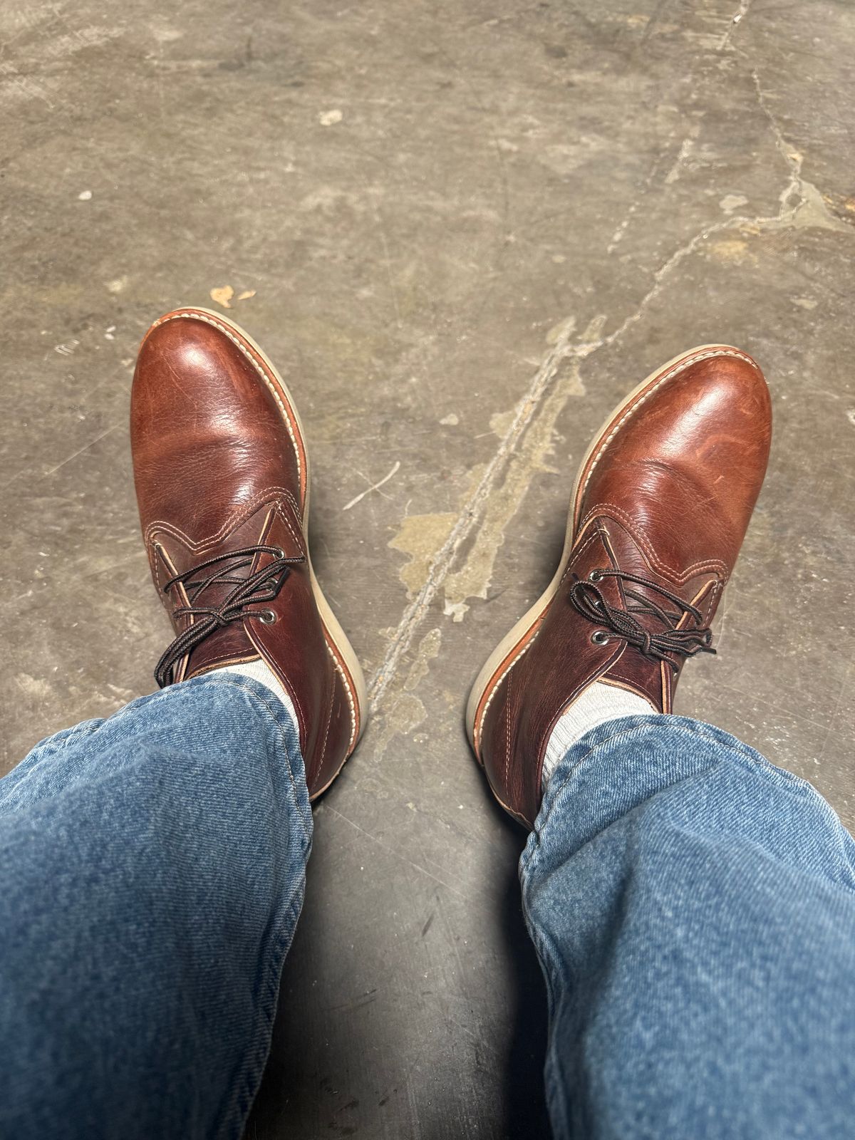 Photo by rb_sampson on October 2, 2025 of the Red Wing Work Chukka in S.B. Foot Briar Oil Slick.