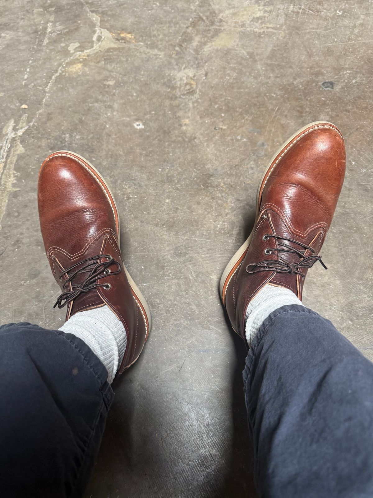 Photo by rb_sampson on December 4, 2025 of the Red Wing Work Chukka in S.B. Foot Briar Oil Slick.