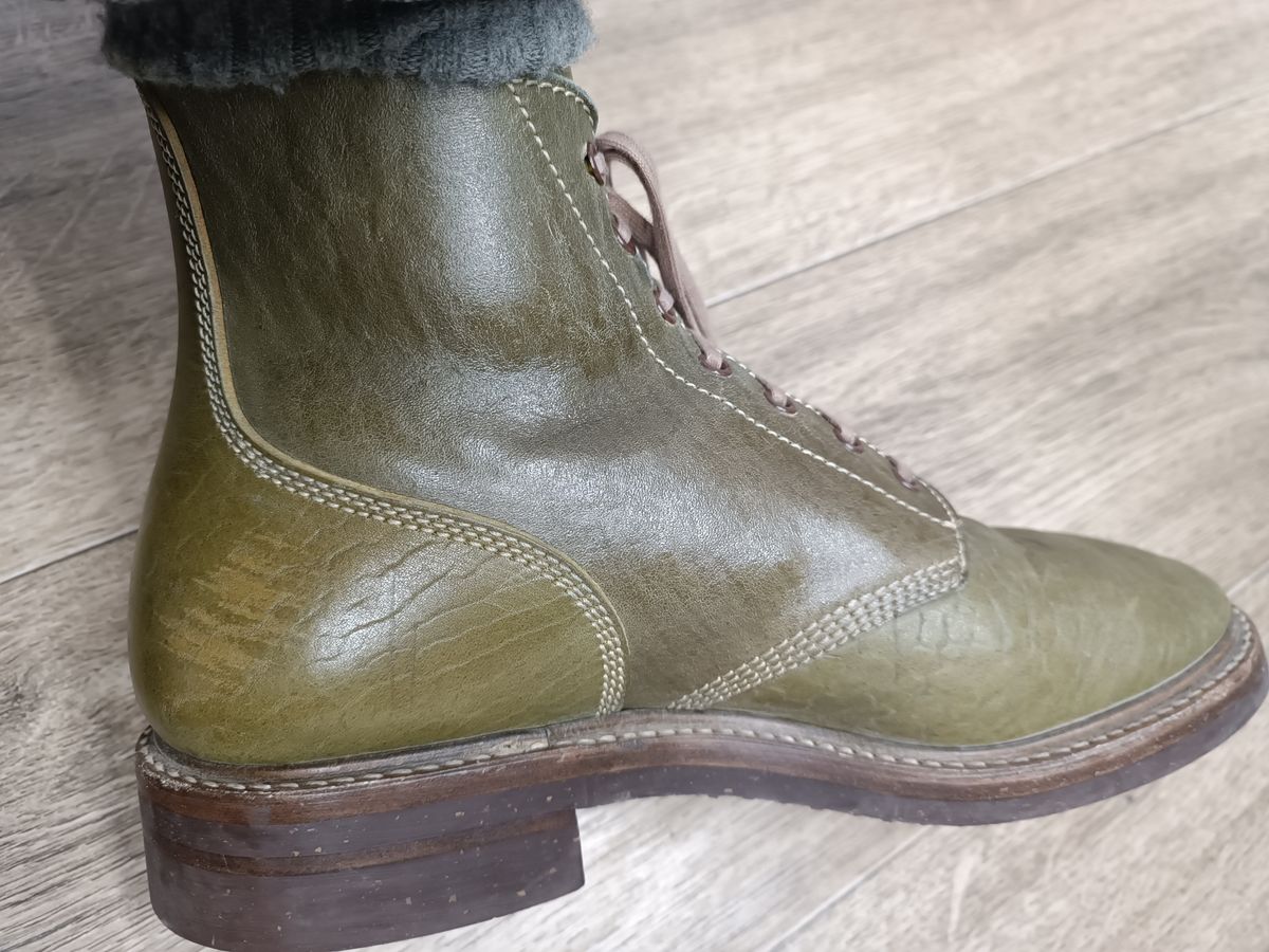 Photo by olgi on May 16, 2025 of the John Lofgren M-43 Service Shoes in Shinki Olive Shrunken Horsebutt.