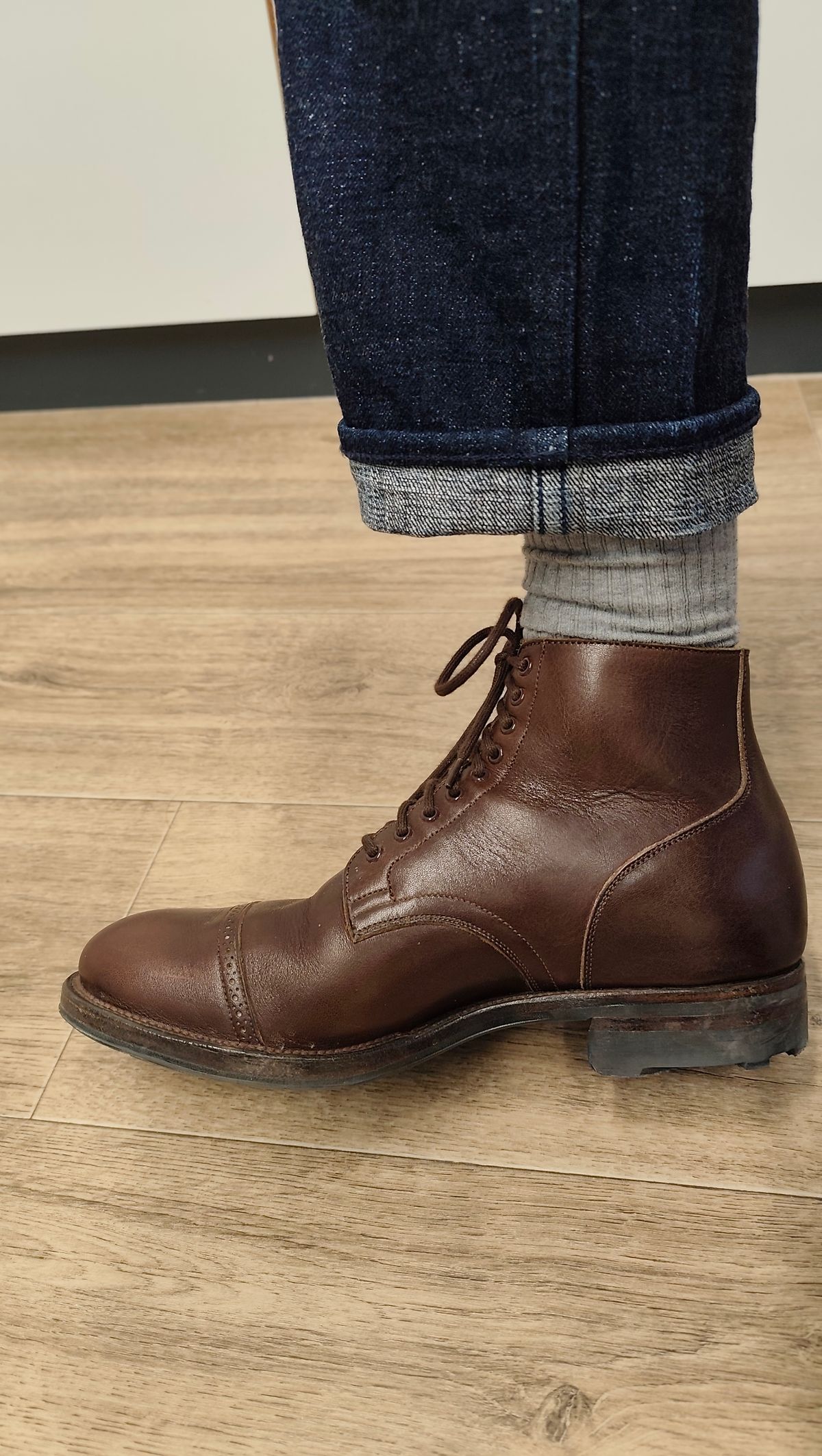 Photo by olgi on January 27, 2026 of the Viberg Service Boot BCT in Tochigi Chocolate.