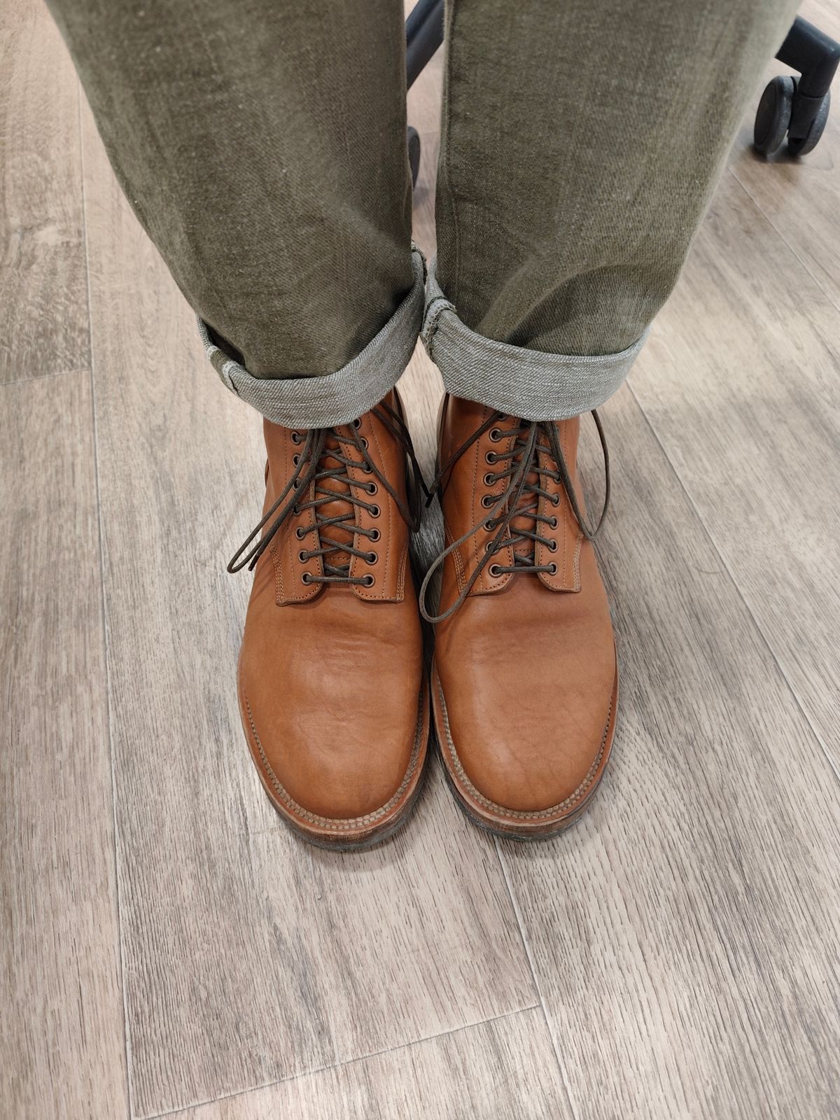 Photo by olgi on October 24, 2025 of the Viberg N1 in Maryam Cuoio Horsebutt.