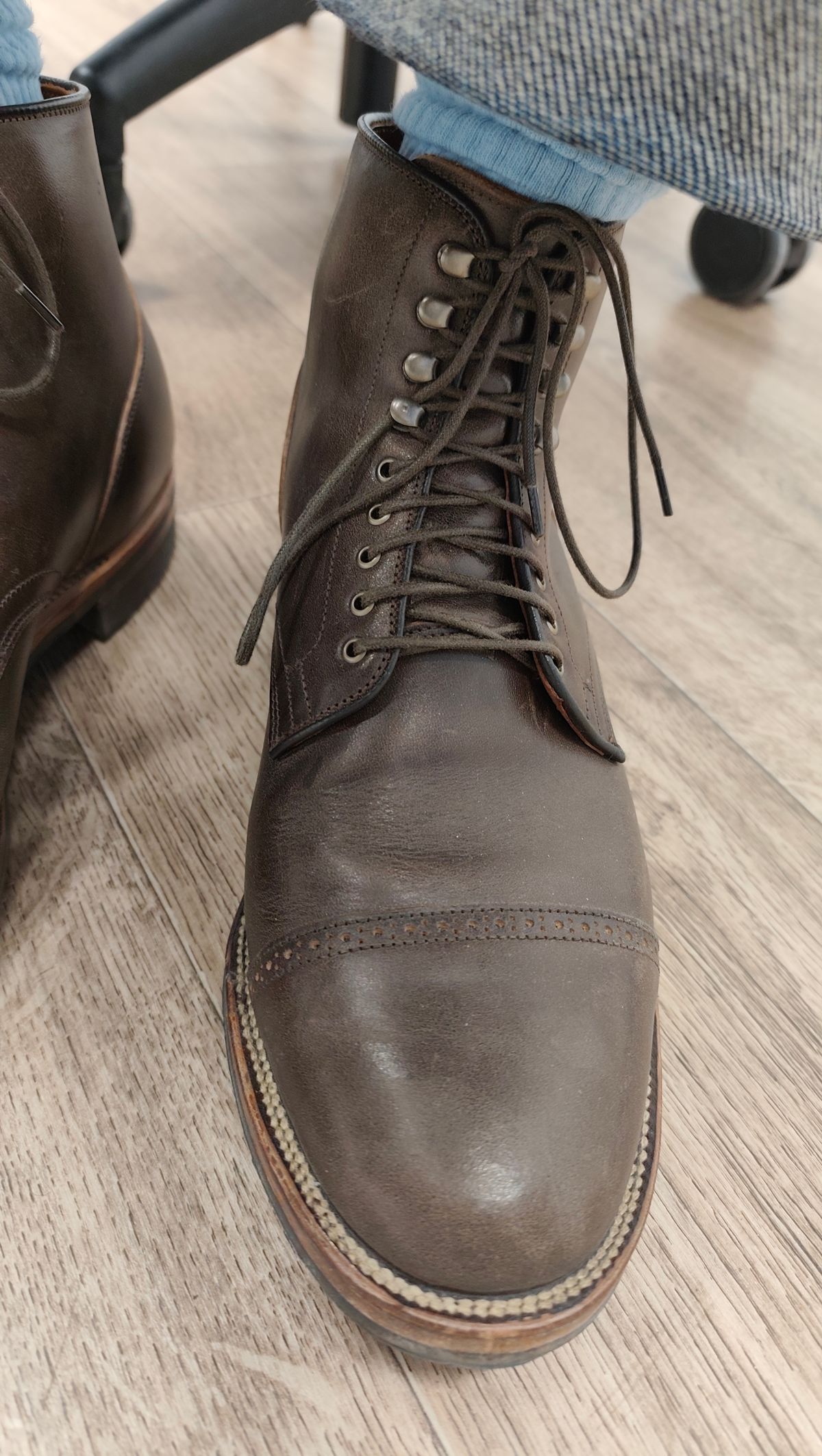 Photo by olgi on October 29, 2025 of the Viberg Service Boot in Maryam Moss Horsebutt.