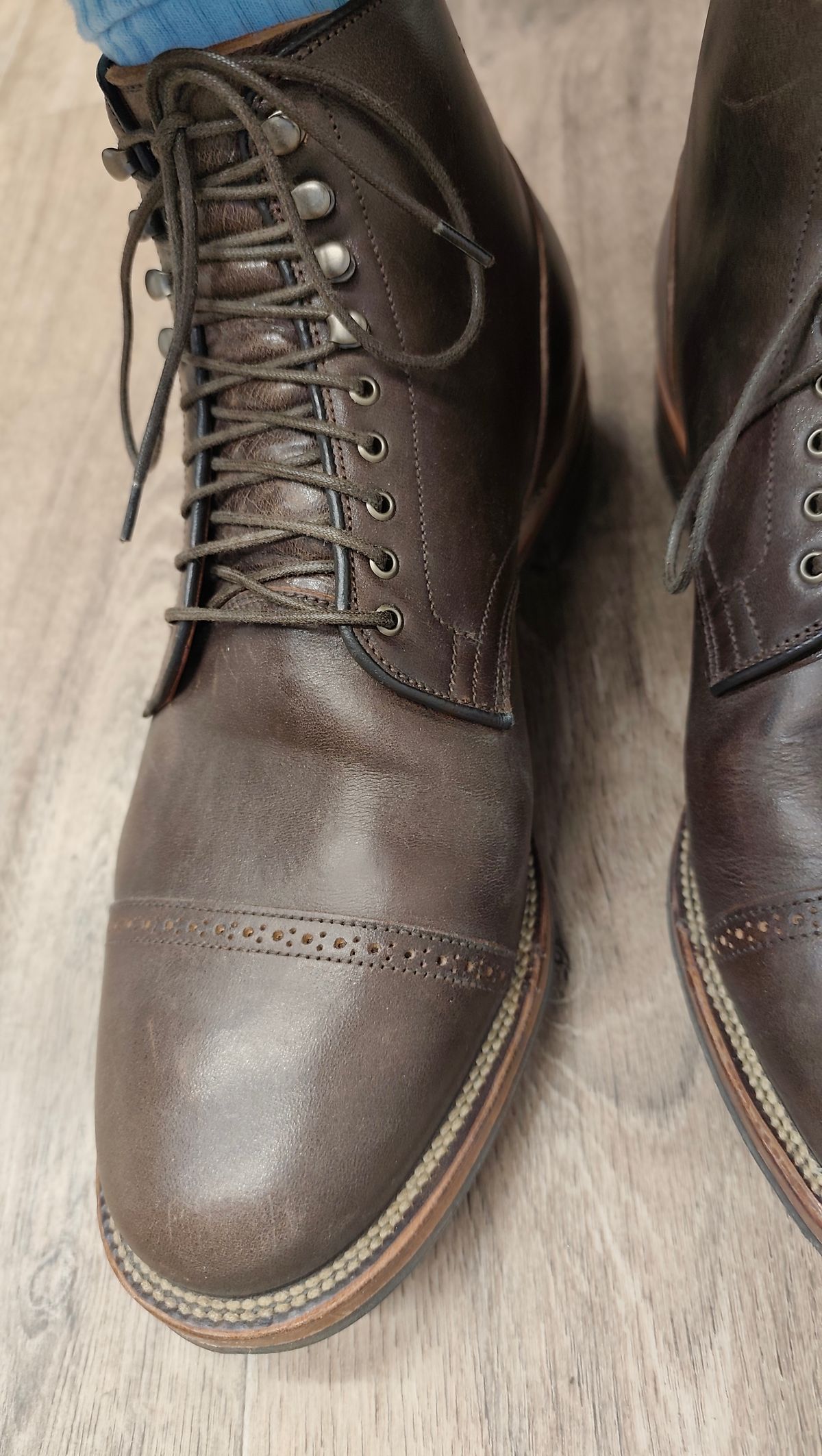 Photo by olgi on October 29, 2025 of the Viberg Service Boot in Maryam Moss Horsebutt.