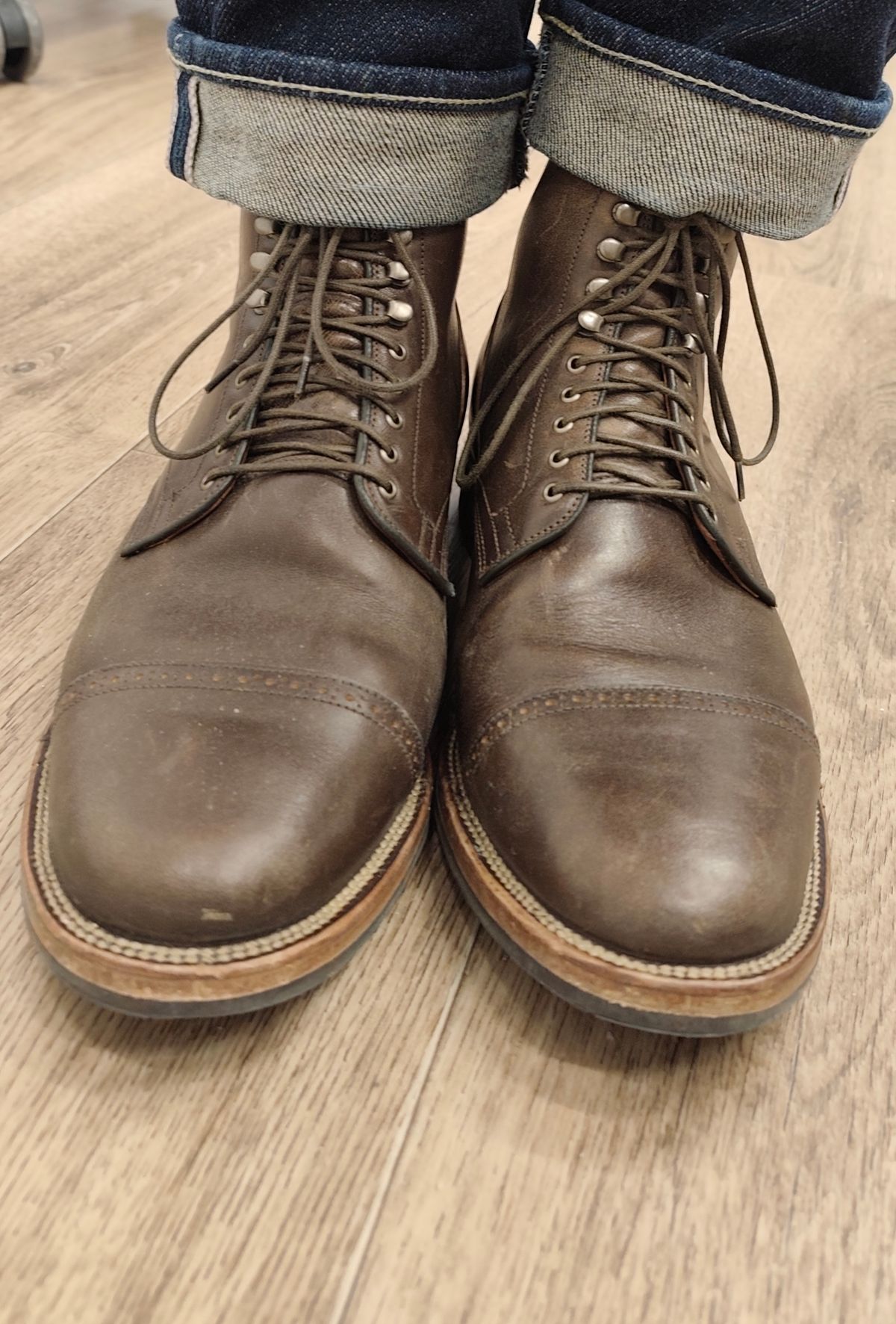 Photo by olgi on November 7, 2025 of the Viberg Service Boot in Maryam Moss Horsebutt.