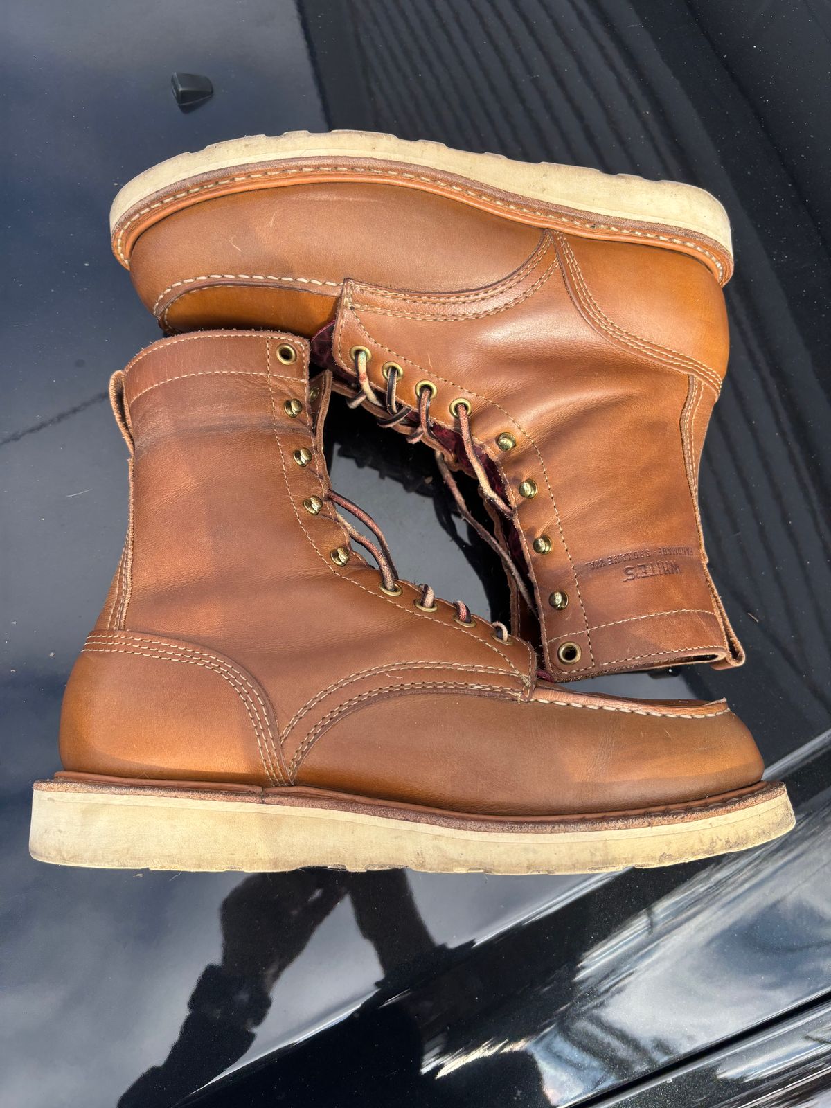 Photo by ZFitzGolf on January 4, 2026 of the White's Perry 8" Select in Seidel Natural Double Shot.