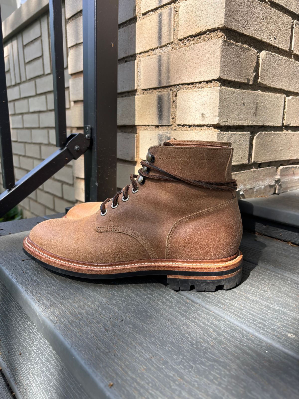 Photo by ZFitzGolf on June 3, 2026 of the Grant Stone Diesel Boot in C.F. Stead Natural Waxy Commander Suede.