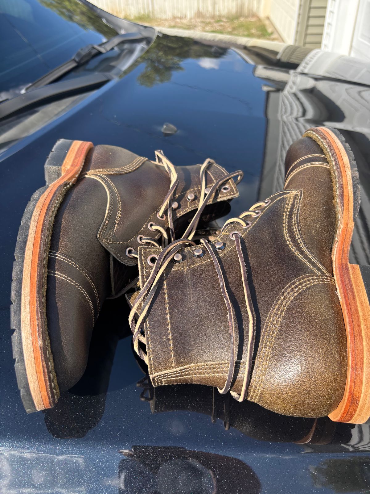 Photo by ZFitzGolf on October 4, 2025 of the White's MP-Sherman Toe Cap in Horween Olive Waxed Flesh.