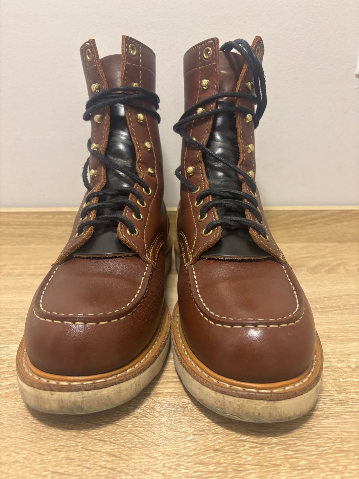 Photo by ZFitzGolf on March 29, 2026 of the White's Perry 8" in Seidel Red Dog Oil Tan.