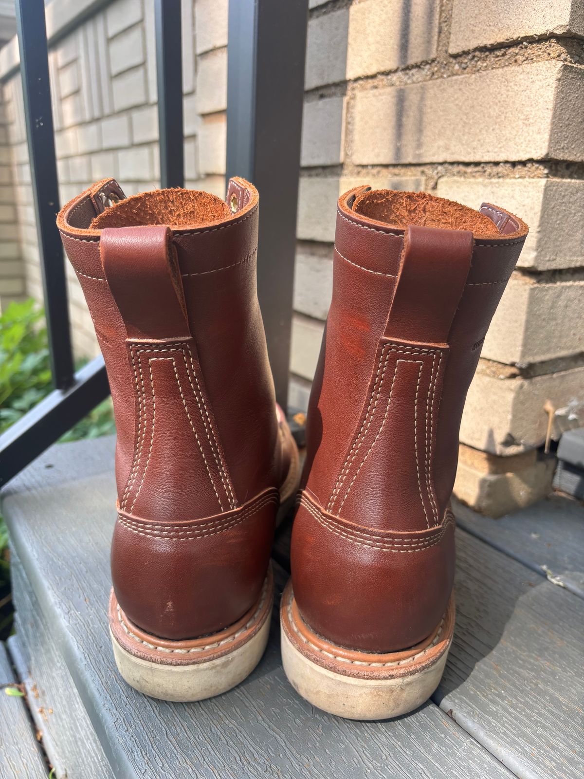 Photo by ZFitzGolf on June 9, 2026 of the White's Perry 8" in Seidel Red Dog Oil Tan.