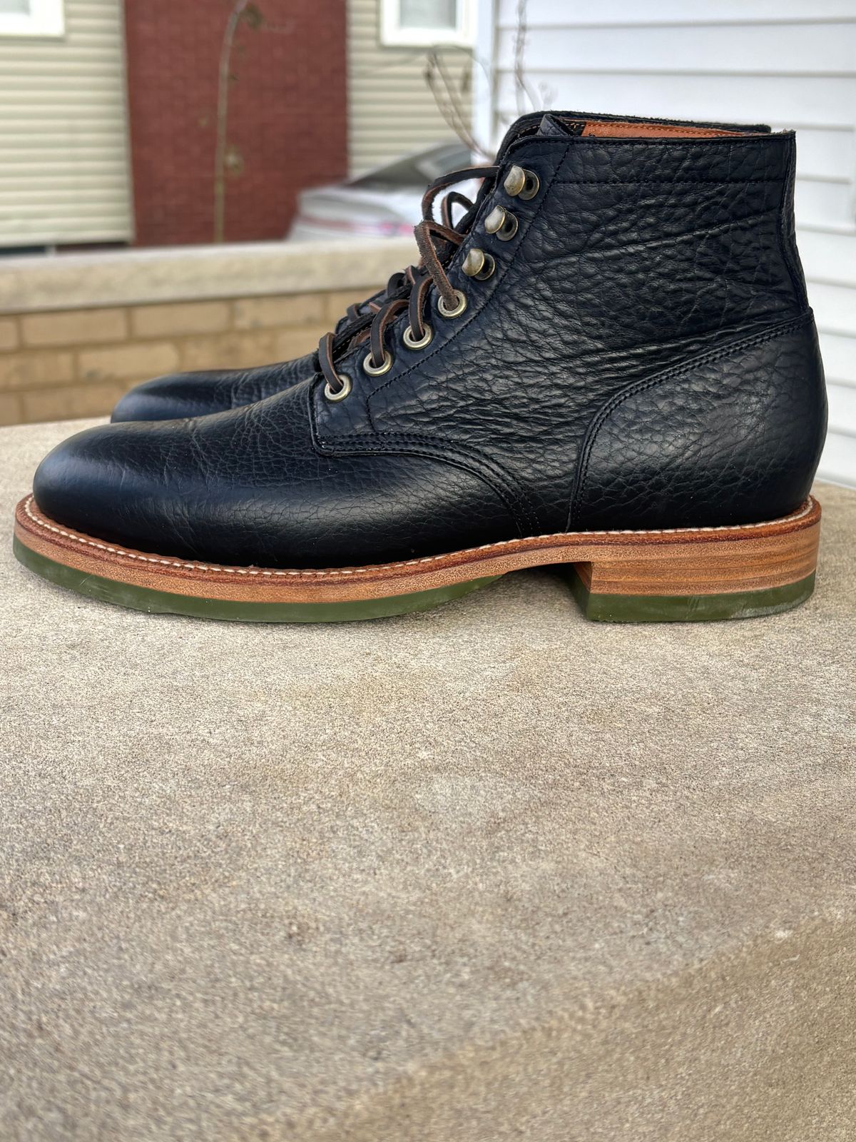 Photo by ZFitzGolf on January 4, 2026 of the Grant Stone Diesel Boot in Seidel Black Bison.