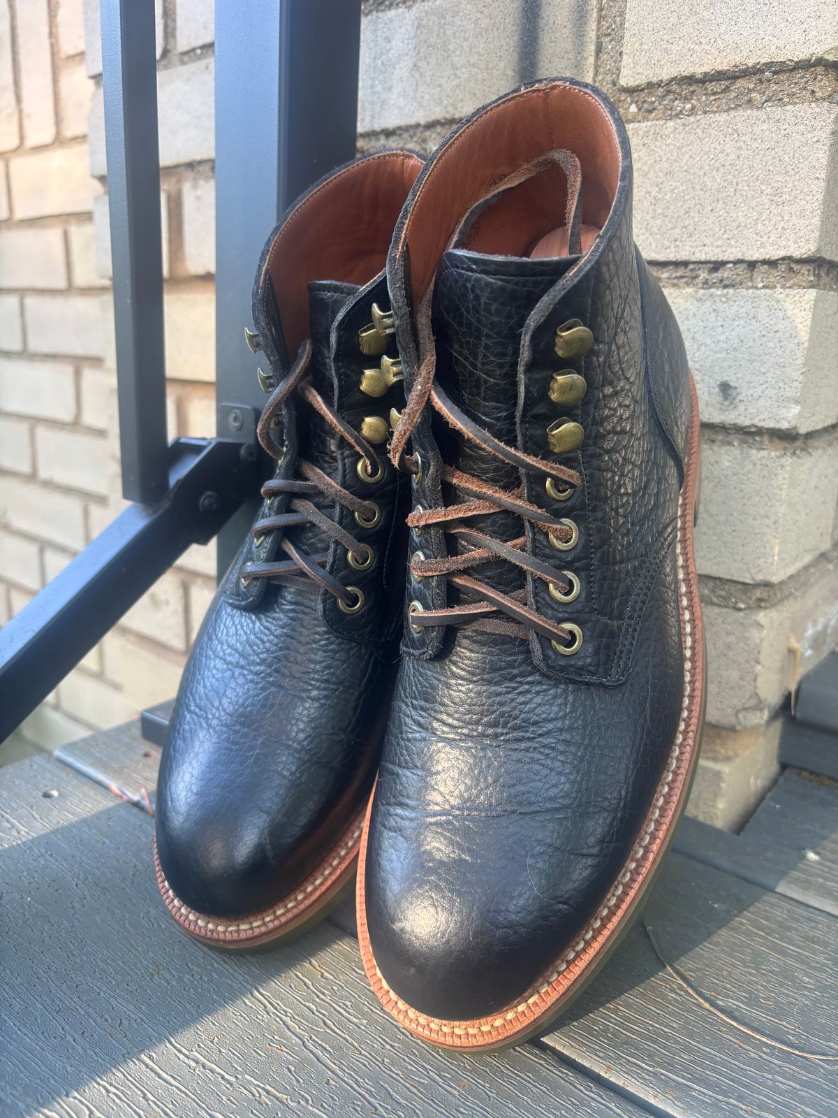 Photo by ZFitzGolf on May 10, 2026 of the Grant Stone Diesel Boot in Seidel Black Bison.