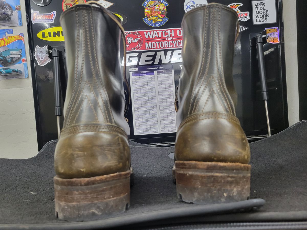 Photo by Cecilk on December 2, 2025 of the Nicks MTO in Wickett & Craig Olive Double Stuffed.