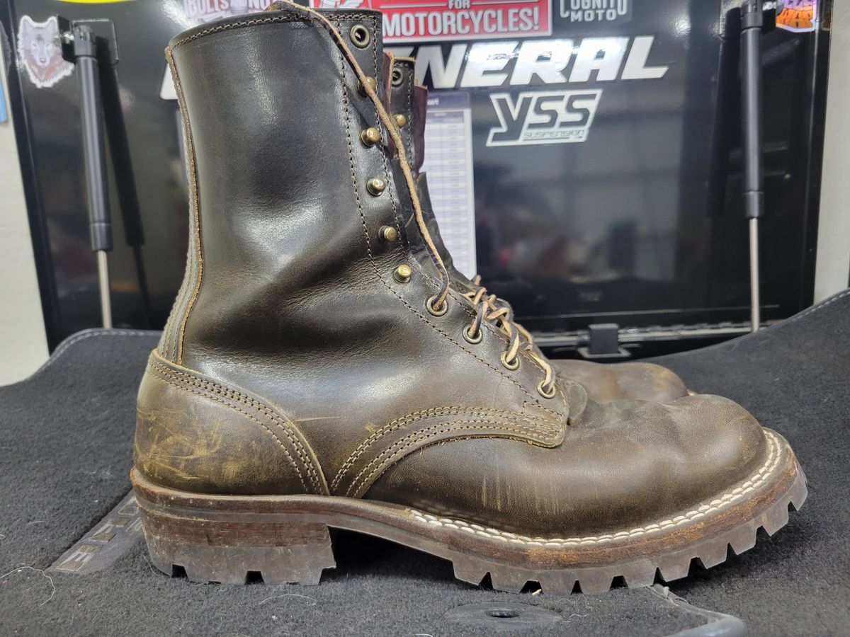 Photo by Cecilk on December 2, 2025 of the Nicks MTO in Wickett & Craig Olive Double Stuffed.