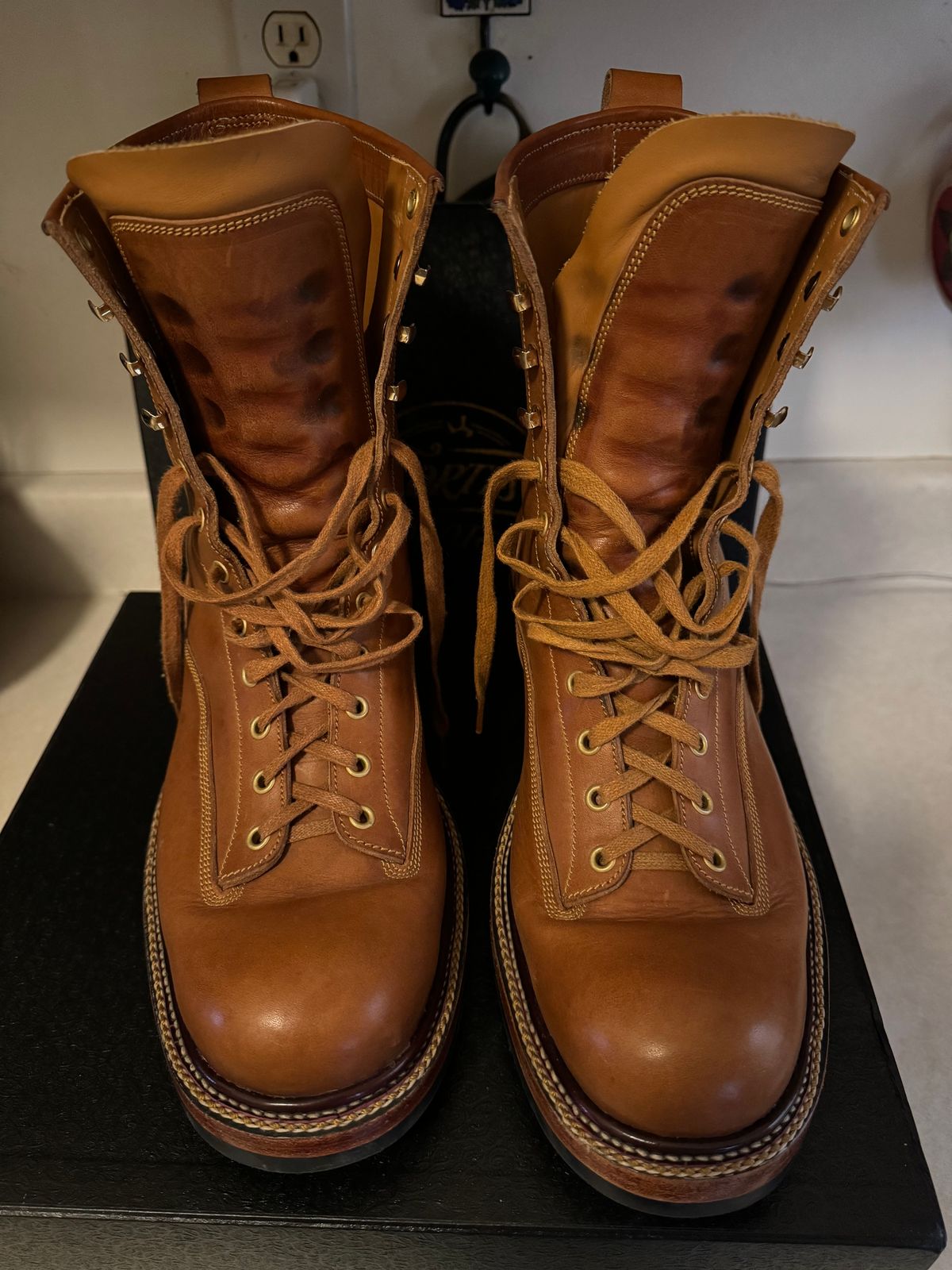 Photo by SlurryB on November 5, 2024 of the Fortis Boots Goldrush in Badalassi Carlo Cognac Minerva.